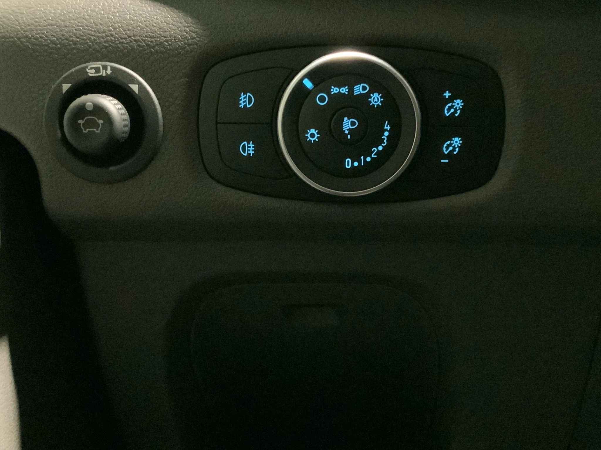 Ford-Transit-image-18