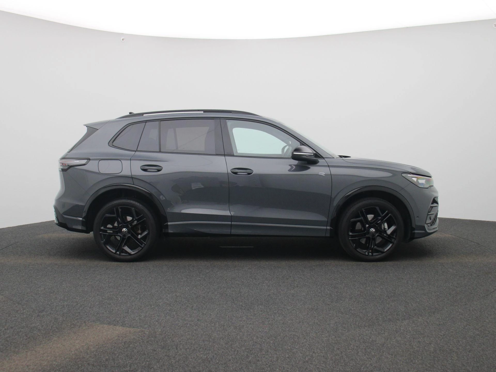 Volkswagen Tiguan 1.5 eHybrid R-Line Edition 204 PK|