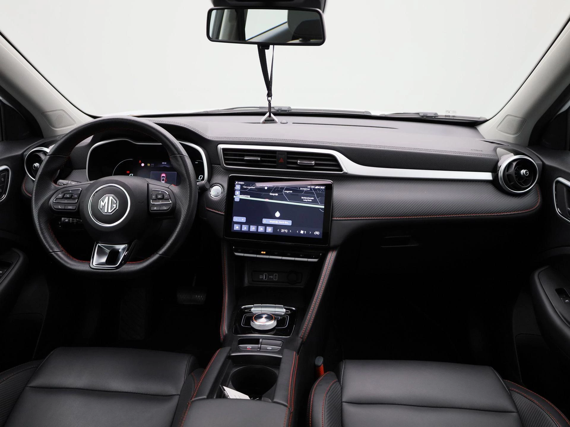 MG-ZS EV-image-38