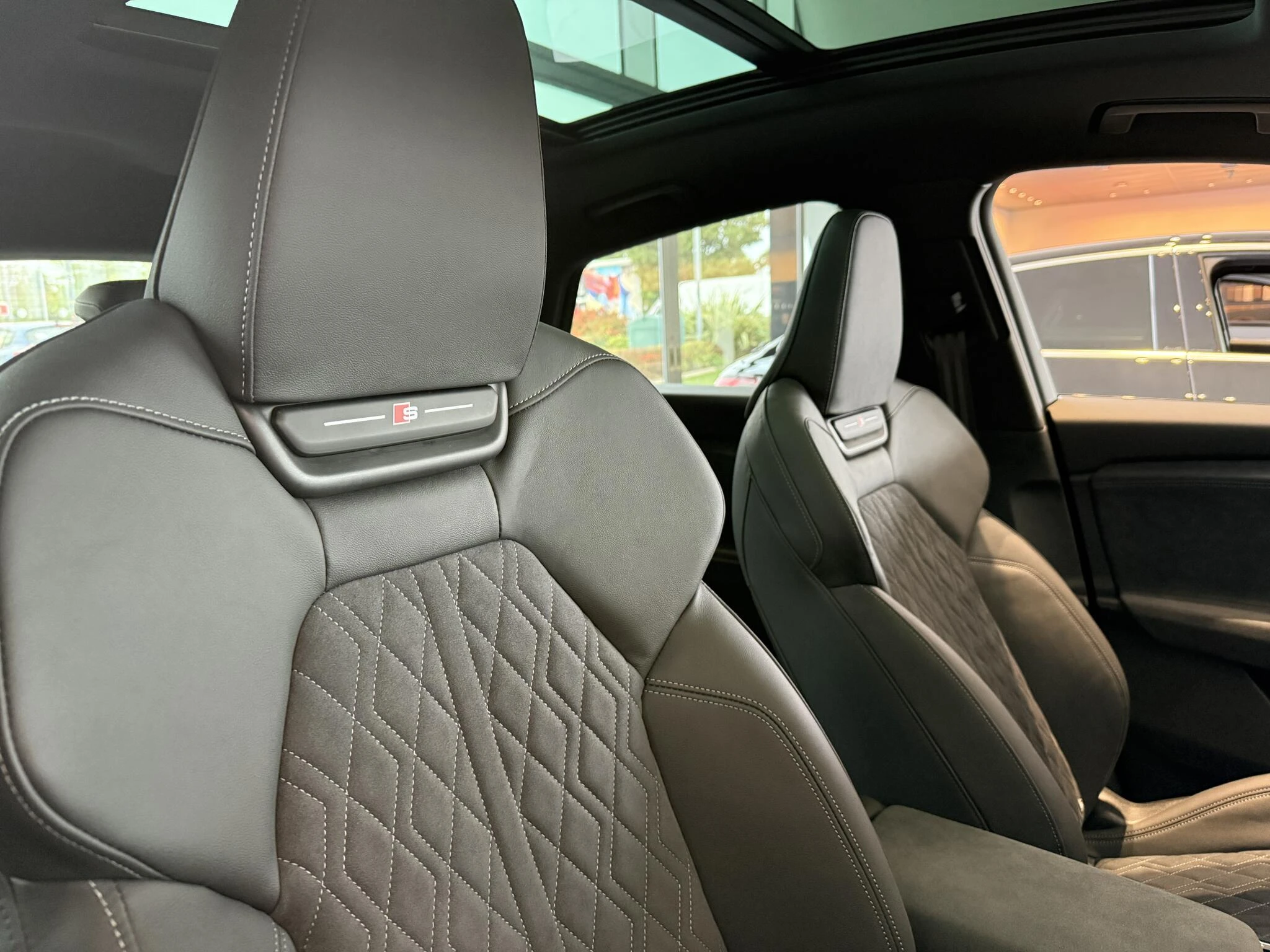 Audi-Q6 e-tron-image-9