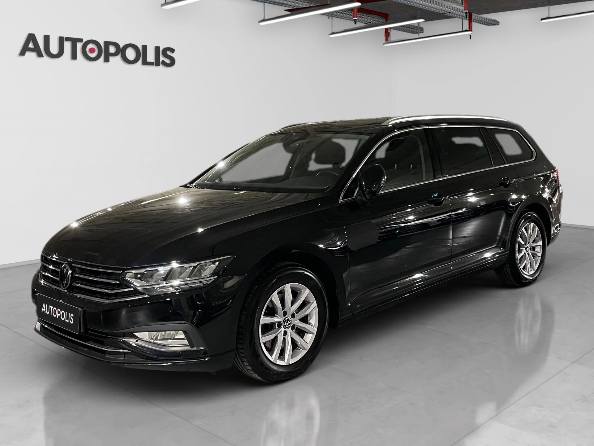 Volkswagen-Passat-image-0