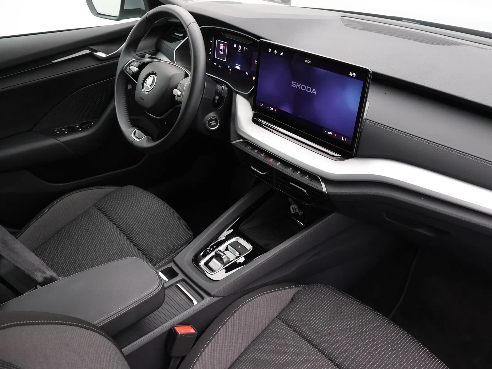 Škoda-Octavia-image-2