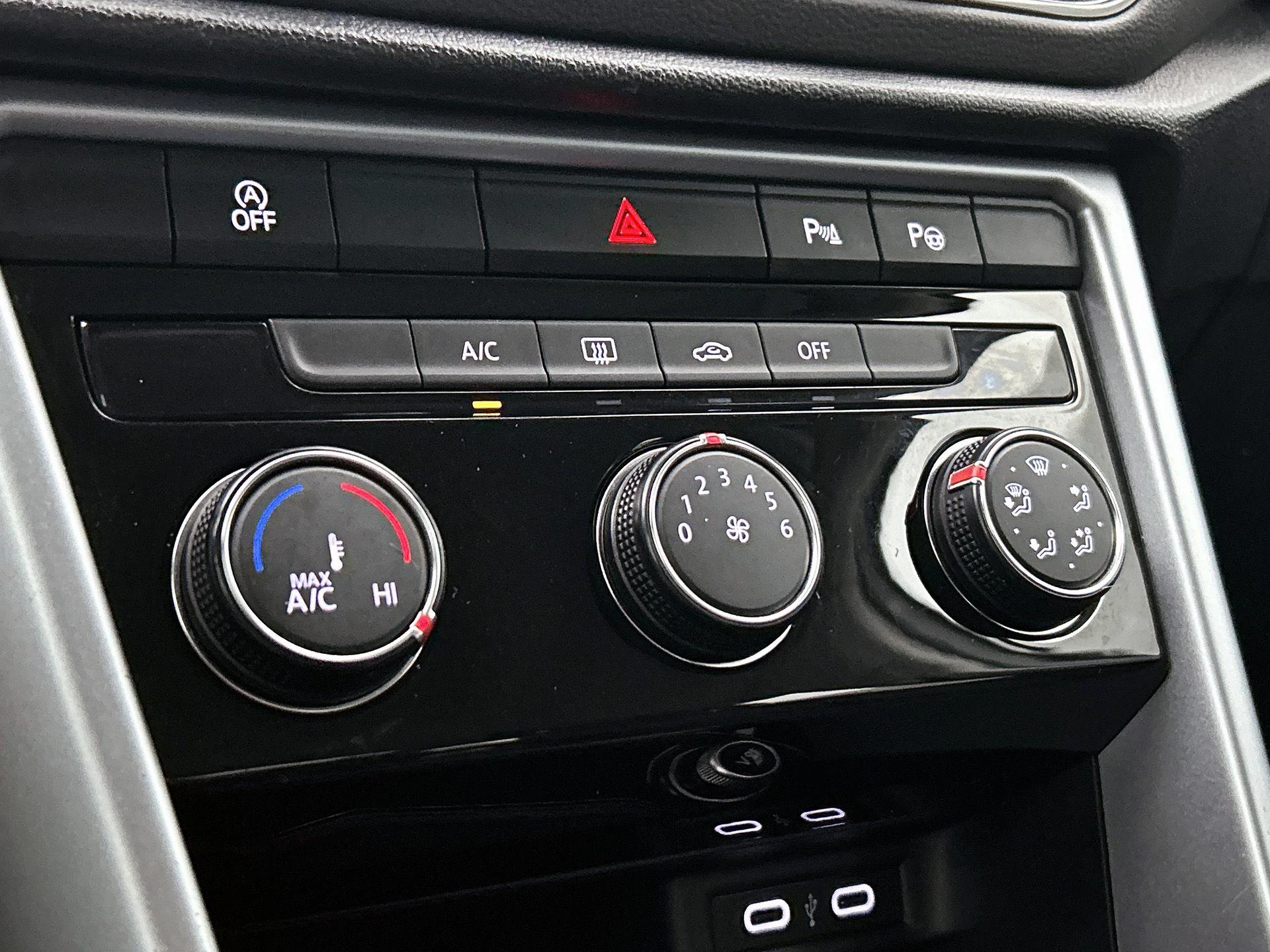 Volkswagen T-Roc 1.5 TSI Life 75 Edition