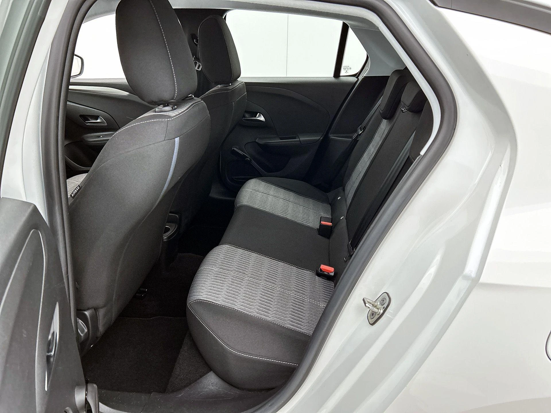 Opel-Corsa-image-20