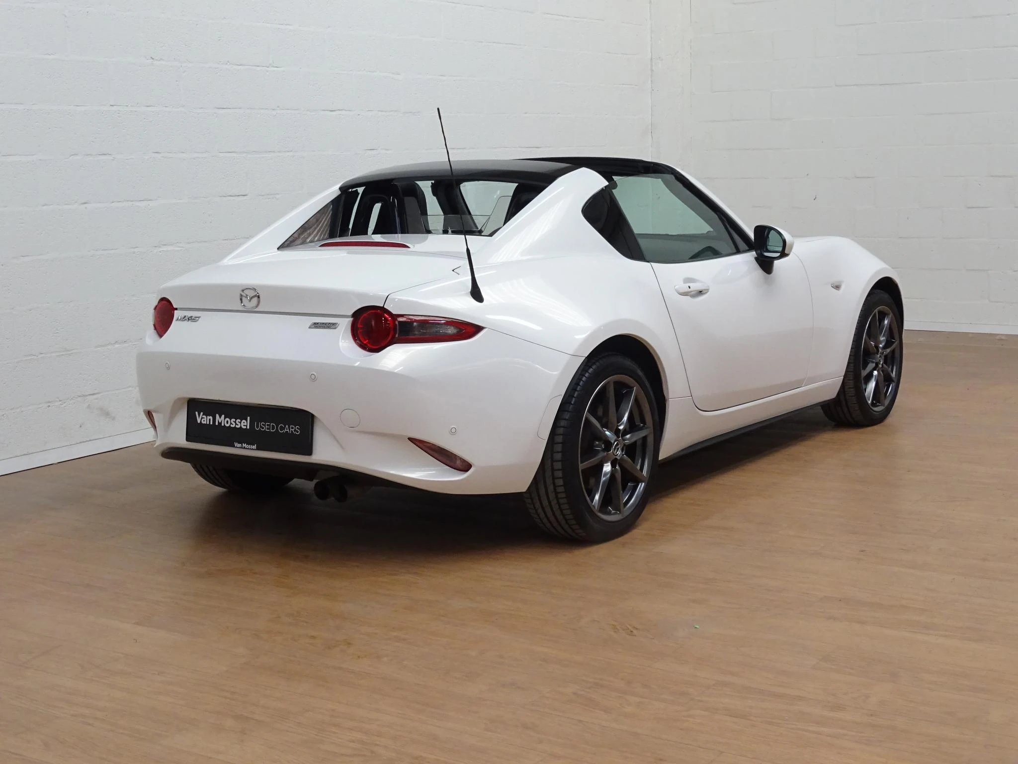 Mazda-MX-5-image-7
