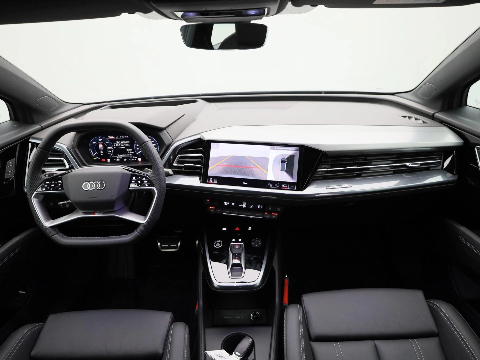 Audi-Q4 e-tron-image-42