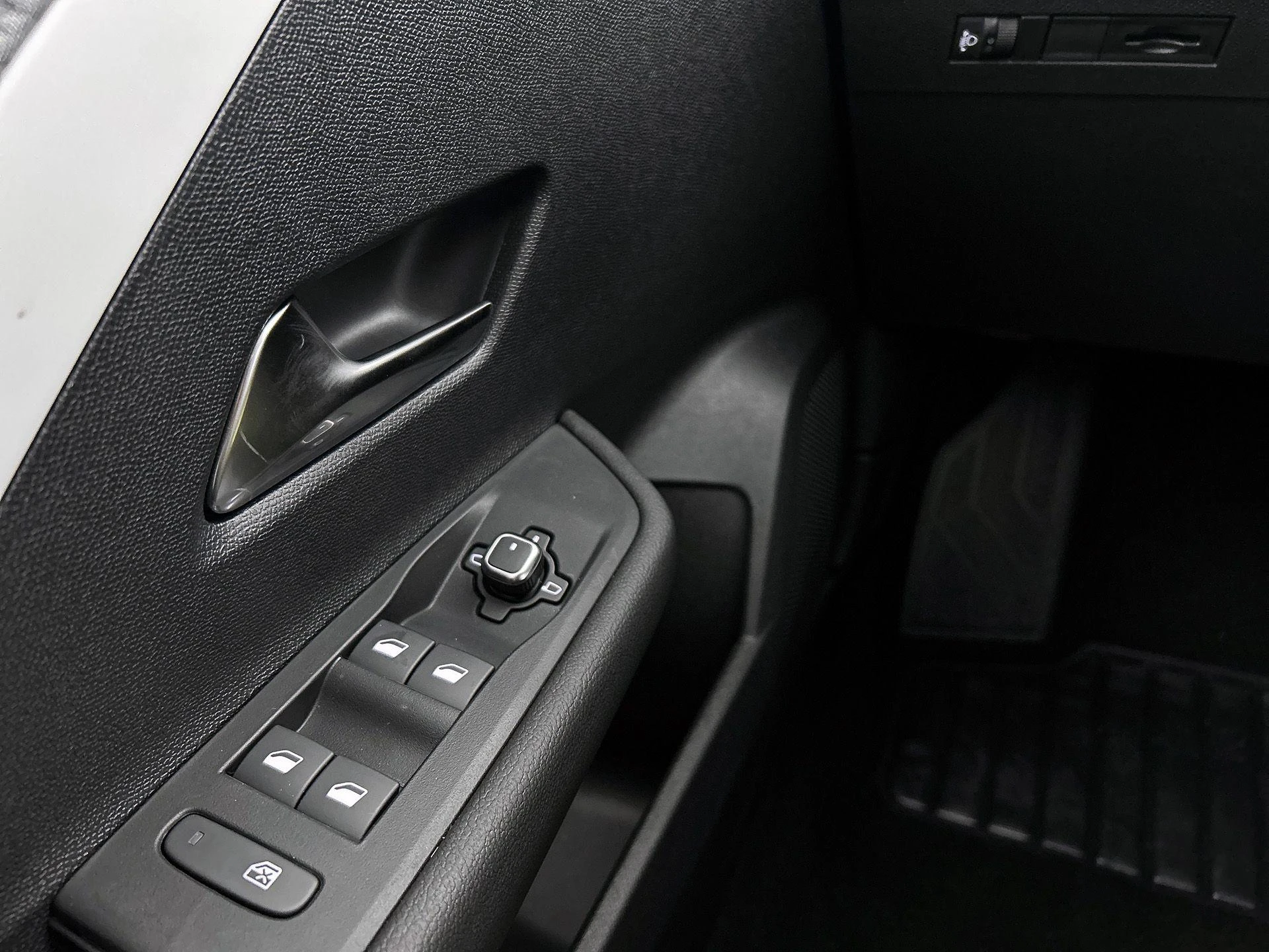 Opel-Astra-image-31