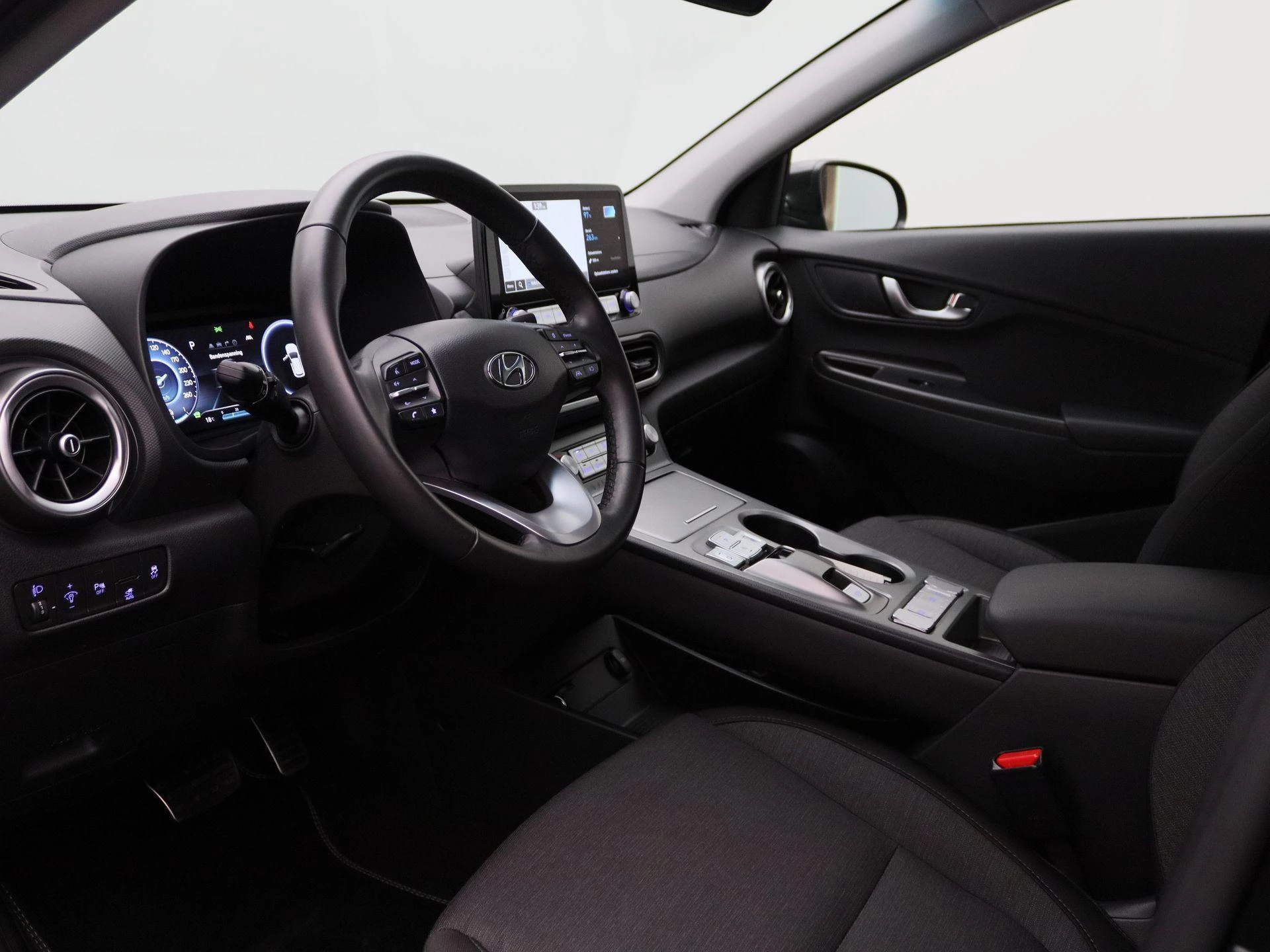 Hyundai-Kona-image-28