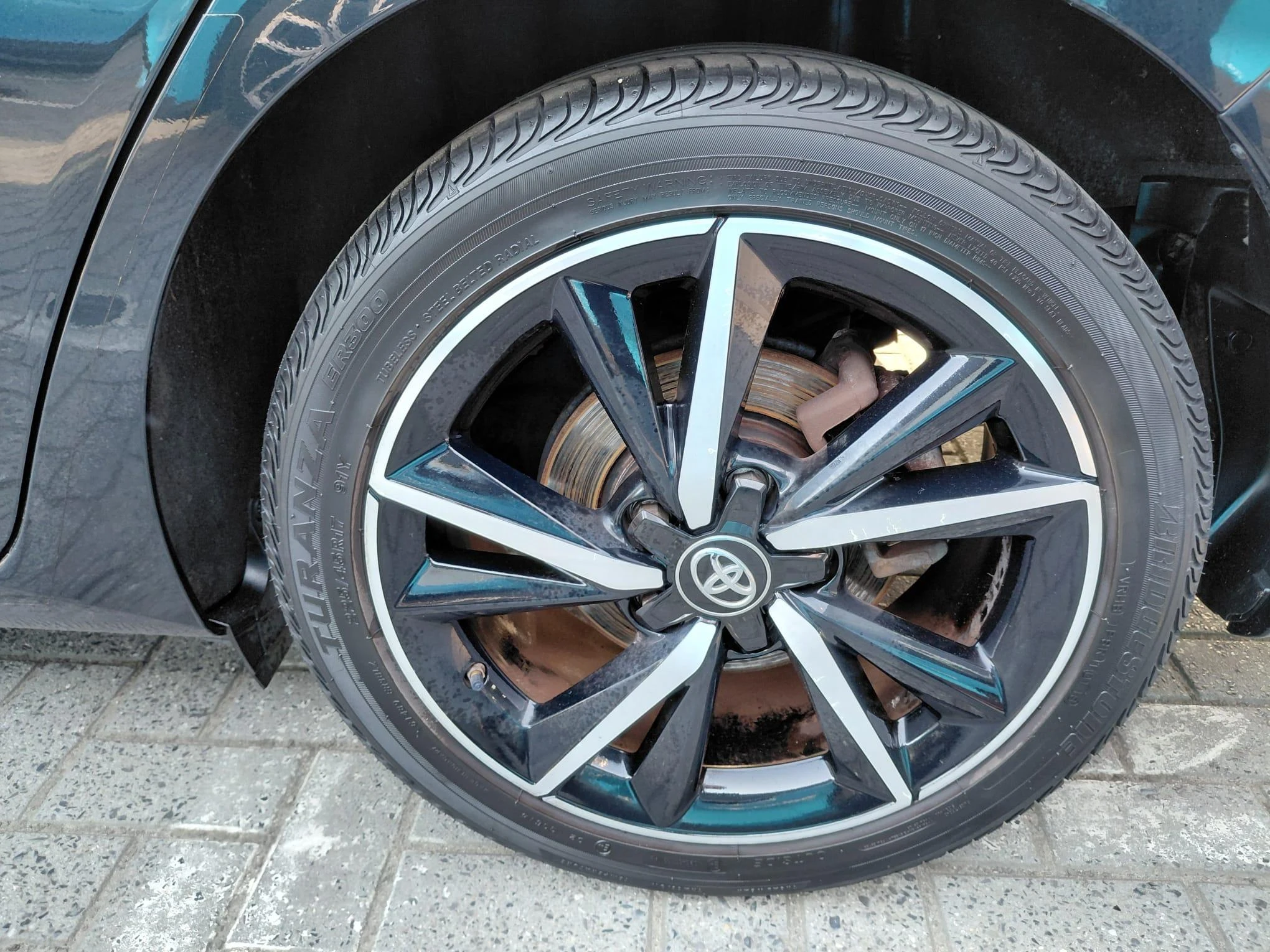 Toyota Auris Touring Sports 1.8 VVT-i Hybrid CVT Dynamic HSD