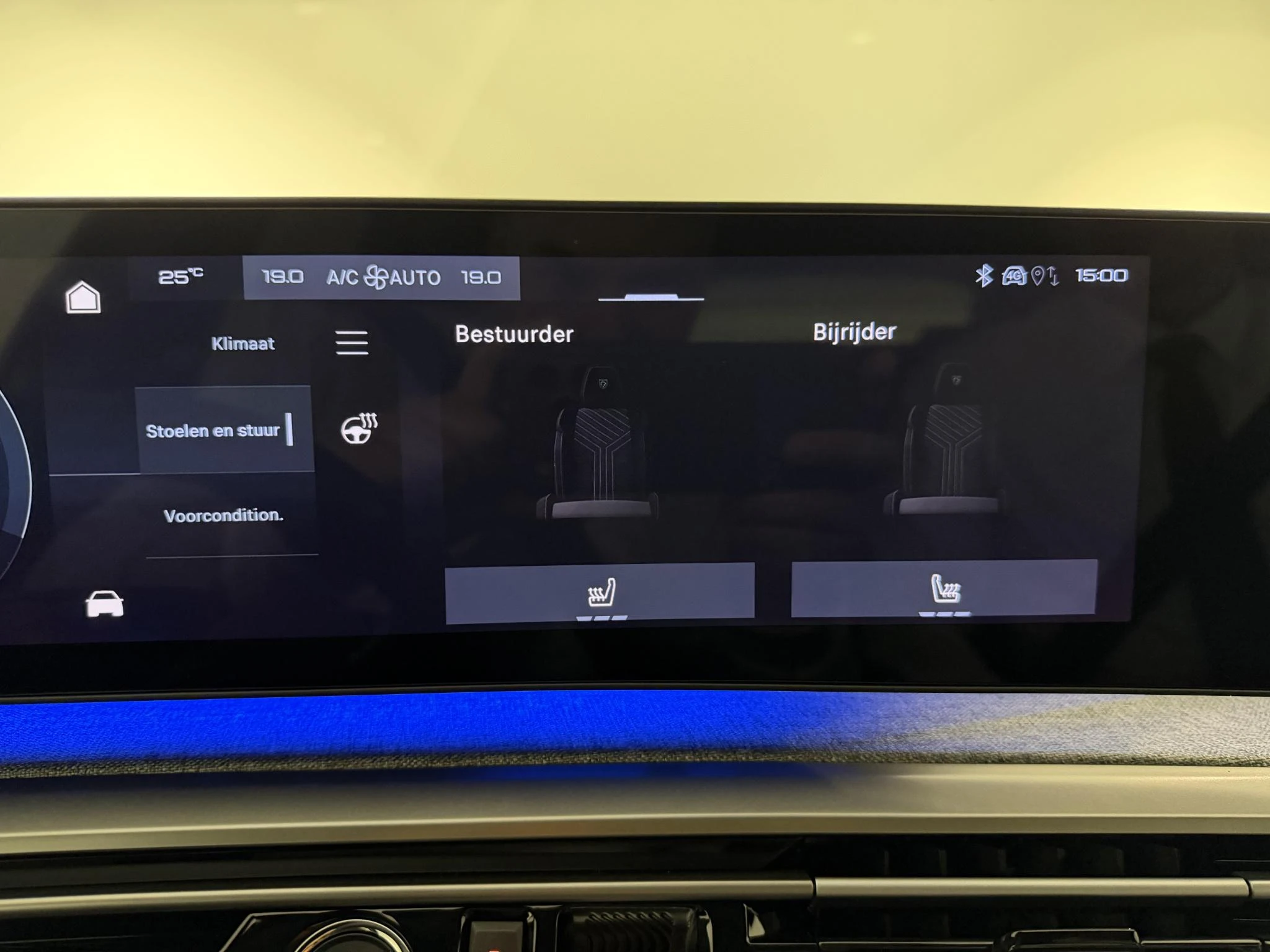 Peugeot-e-3008-image-13