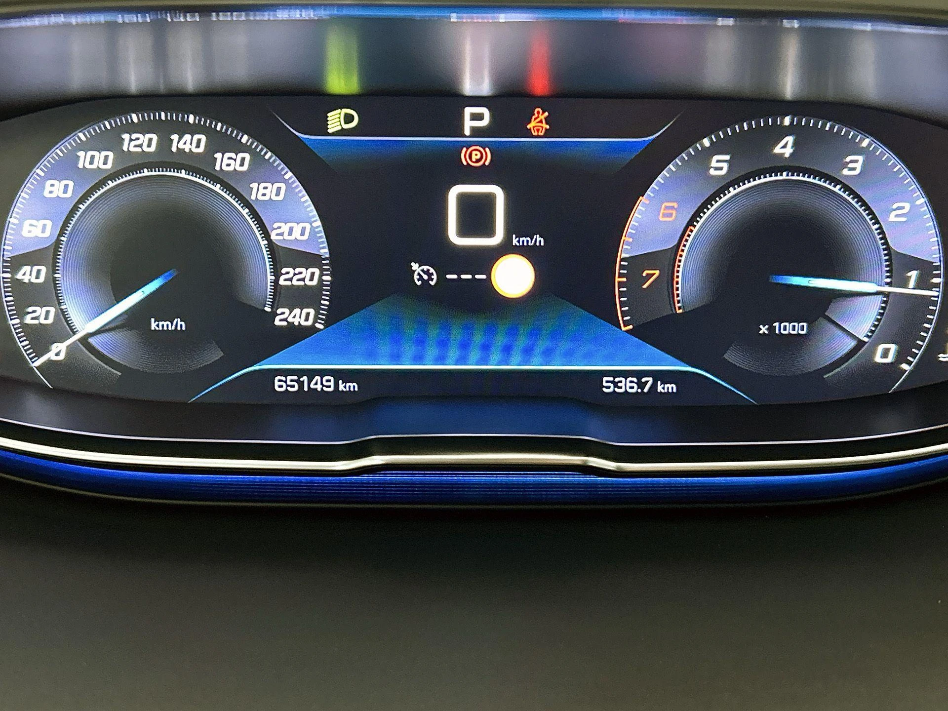 Peugeot-5008-image-20