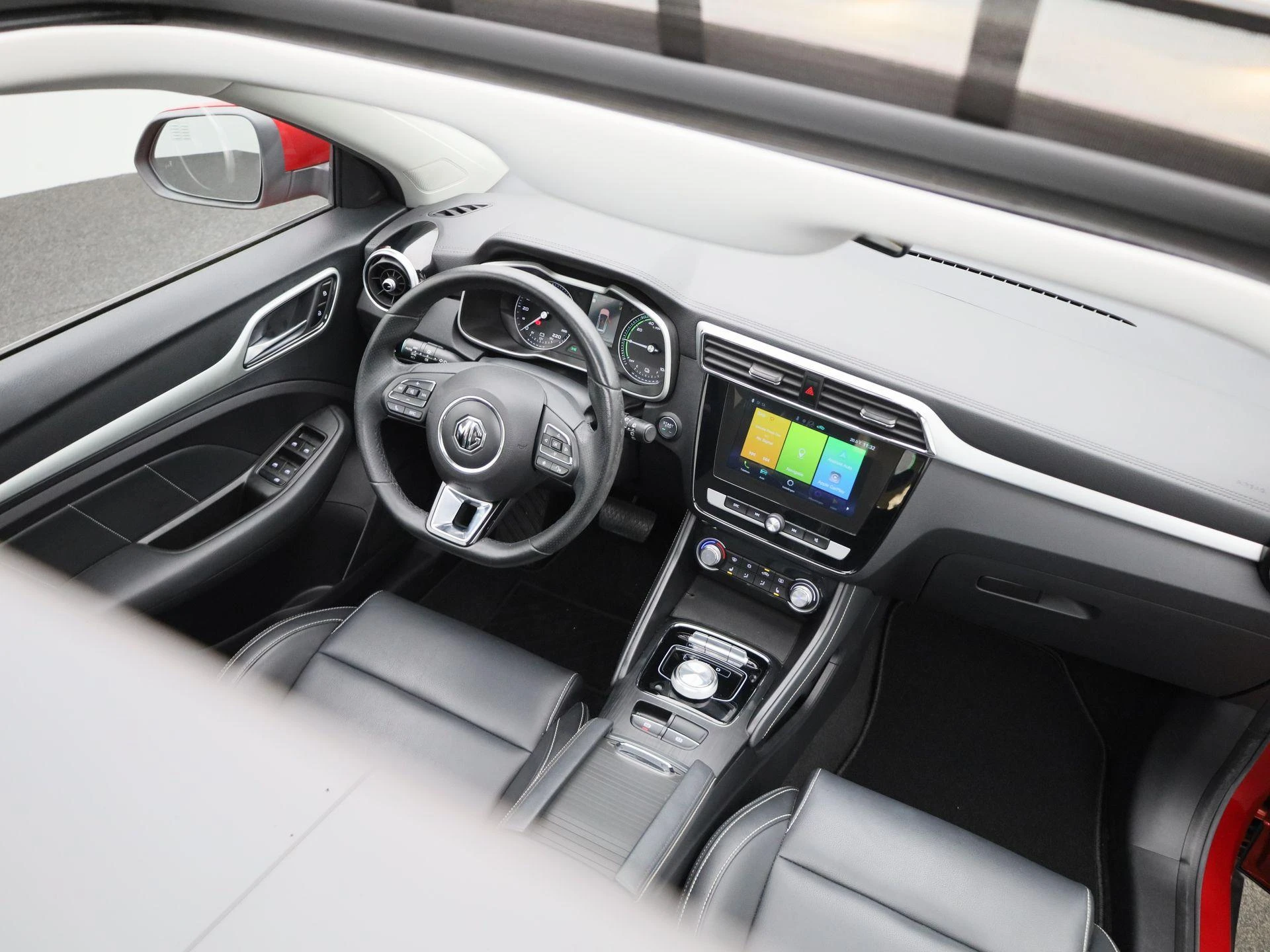 MG-ZS EV-image-32