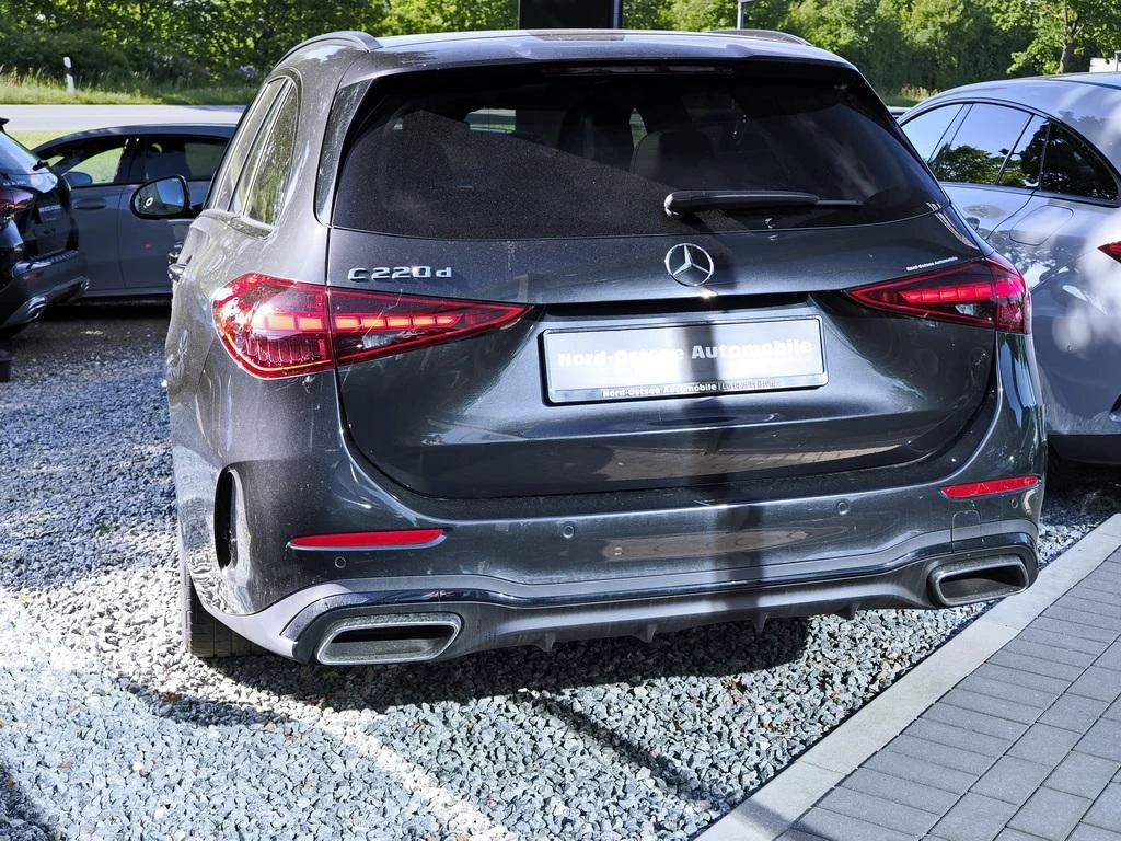 Mercedes-Benz-C-Klasse 220-image-5
