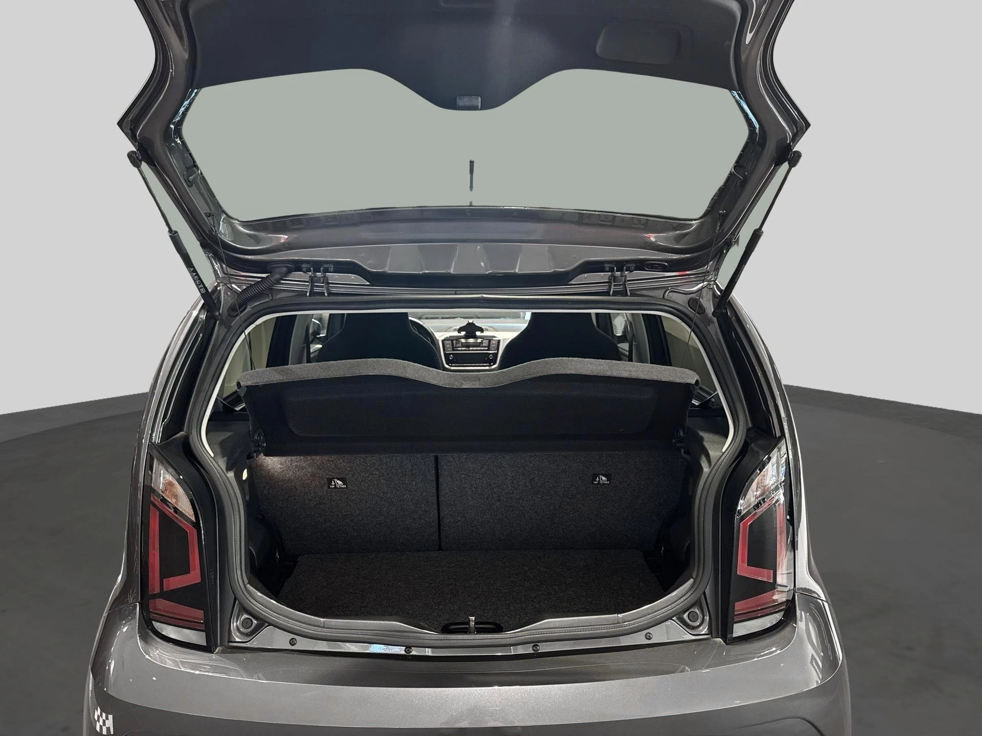 Volkswagen-up!-image-6