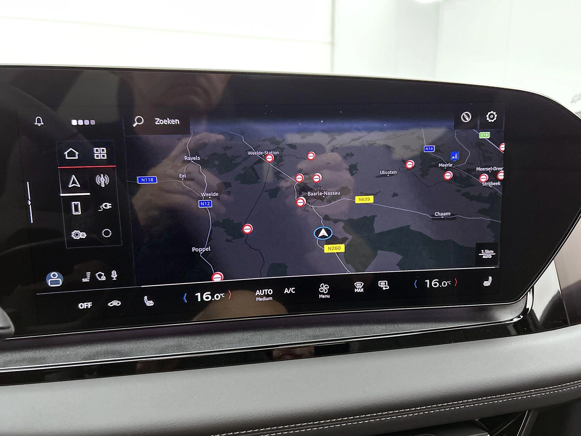 Audi-Q6 e-tron-image-32