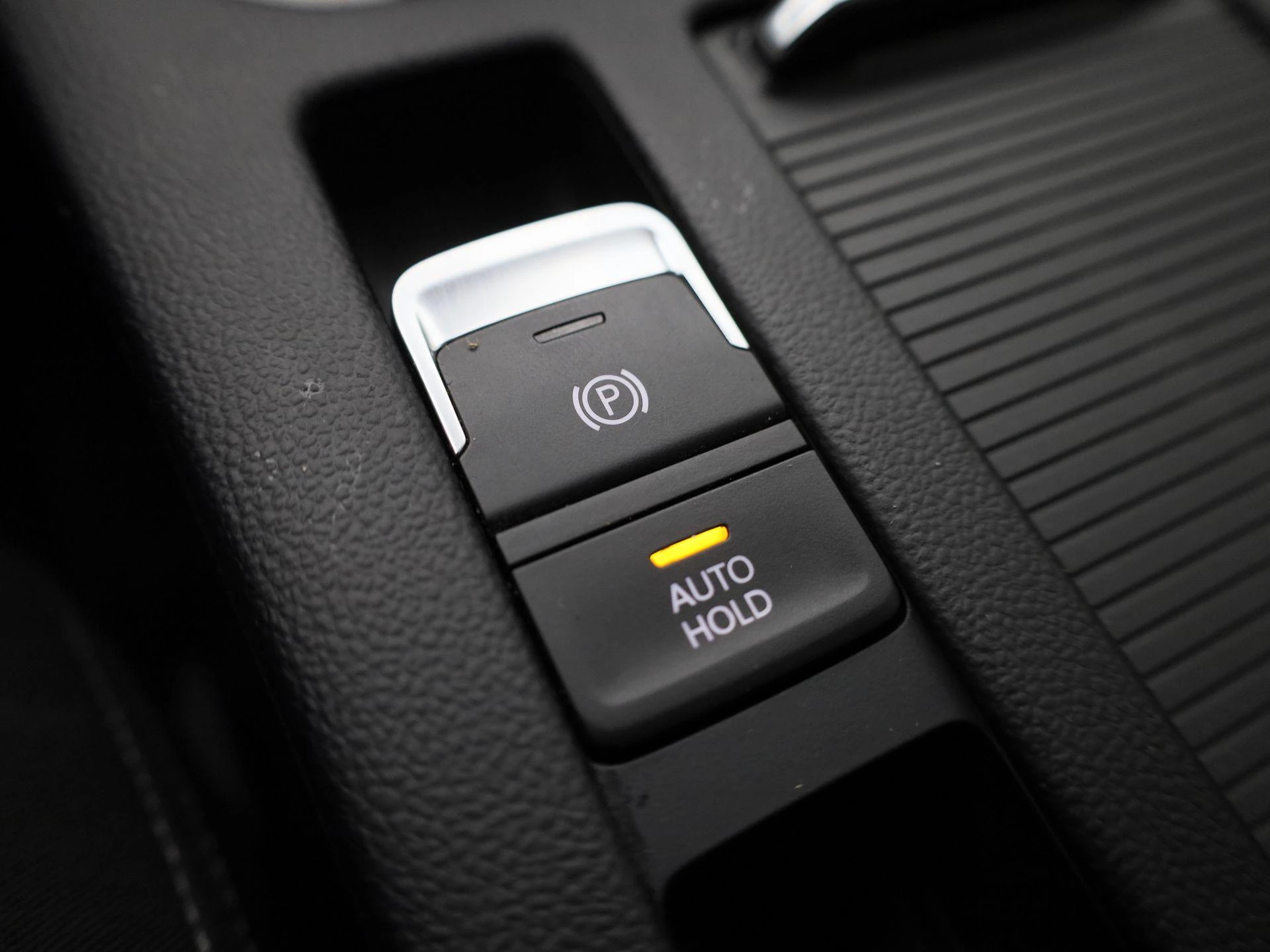 Volkswagen-Passat-image-26