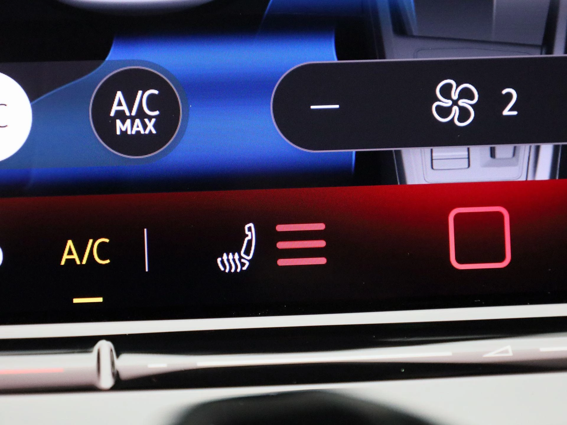 Volkswagen-Golf-image-19