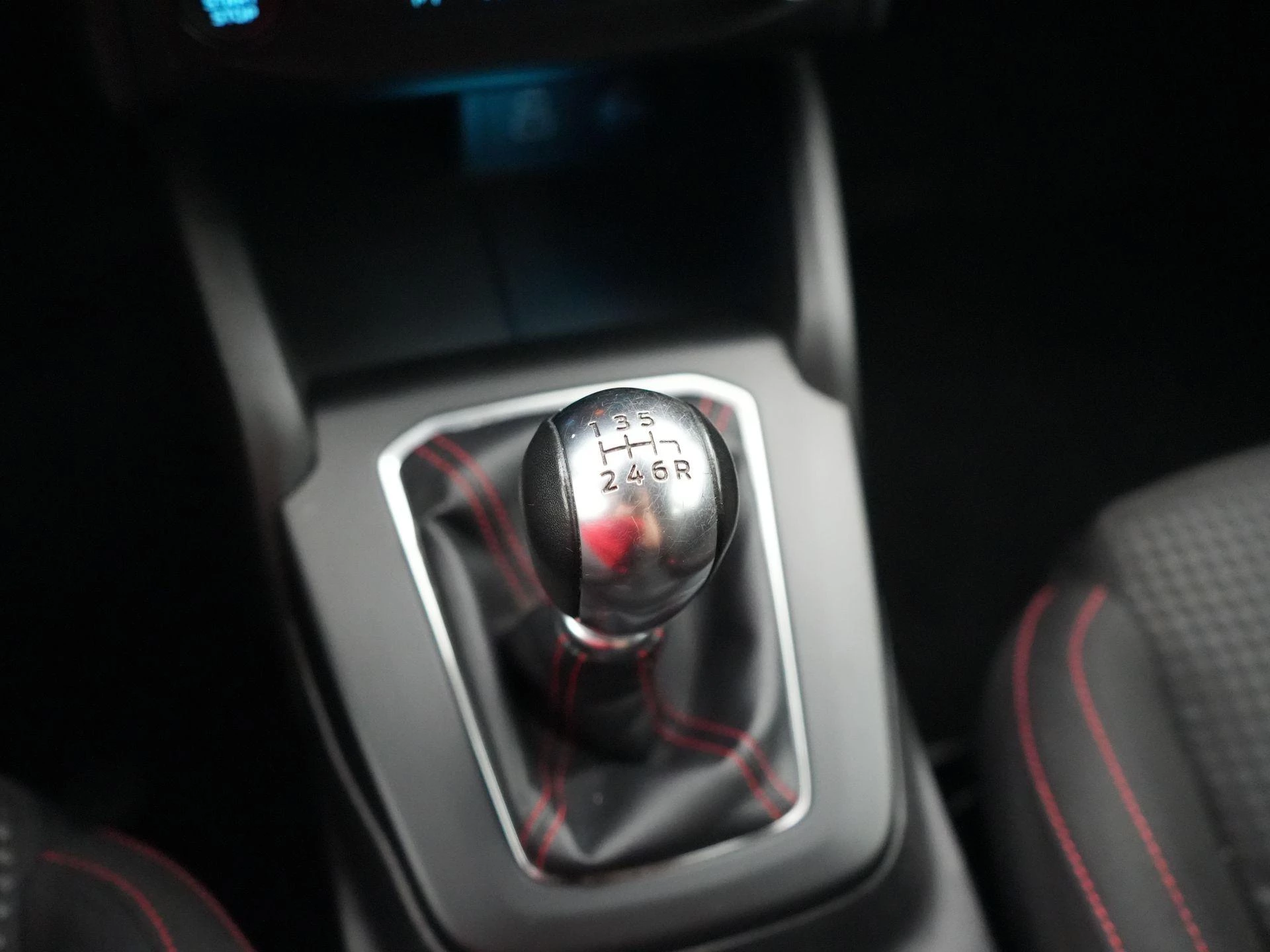 Ford Focus Clipper 1.0i EcoBoost MHEV 92kW ST-Line