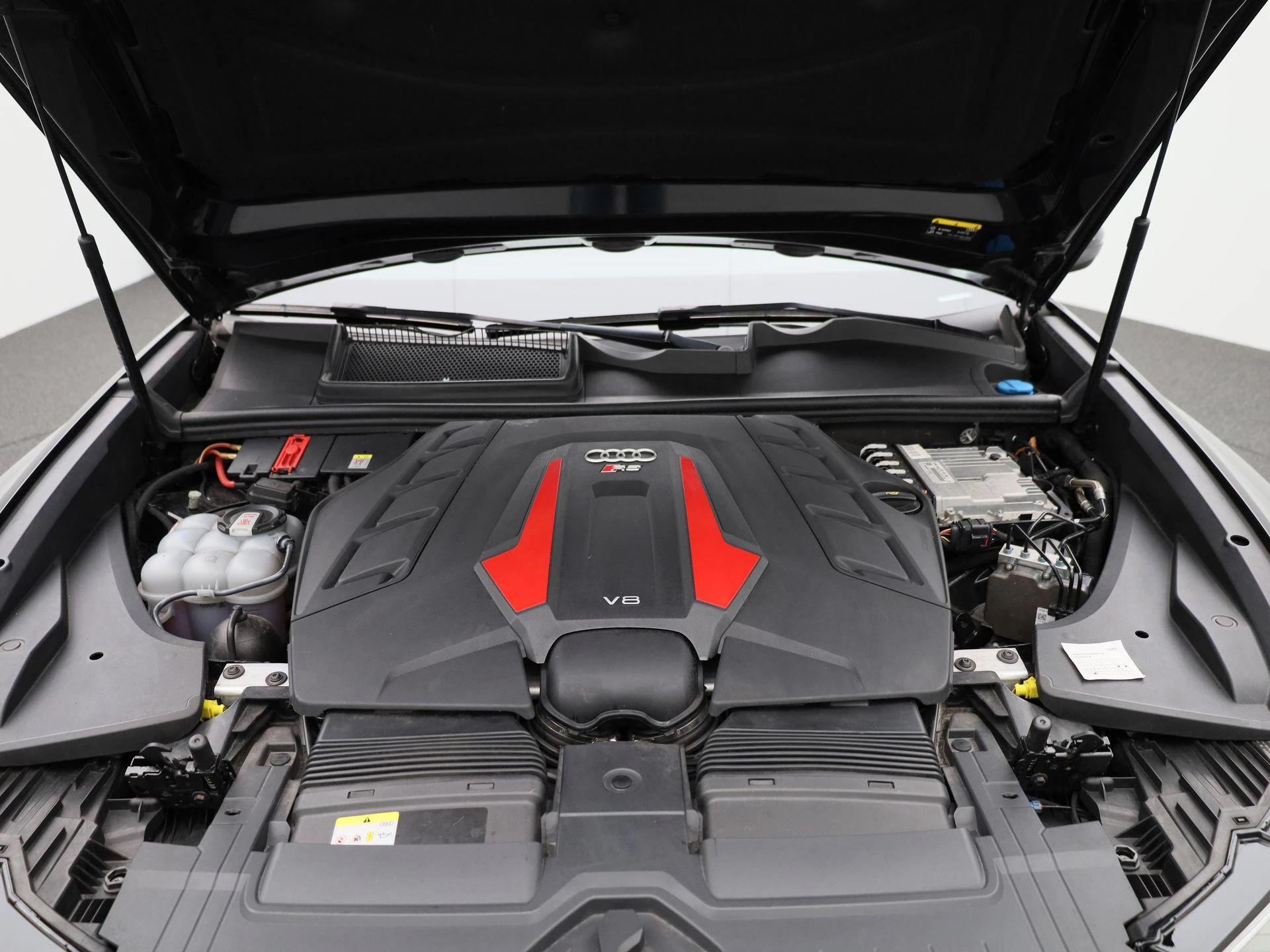 Audi-Q8-image-75