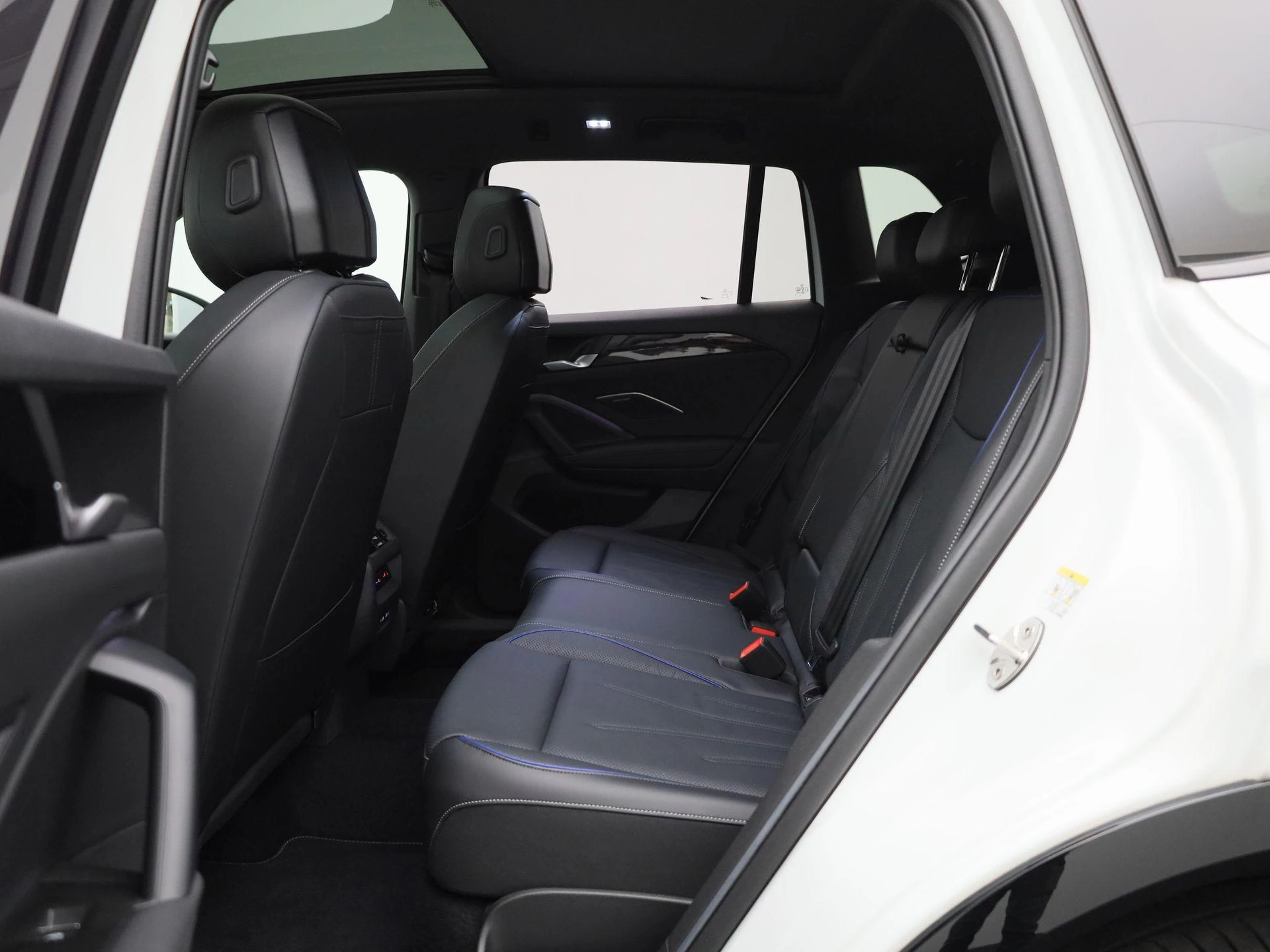 Volkswagen Tiguan 1.5 eHybrid R-Line Edition 272 PK