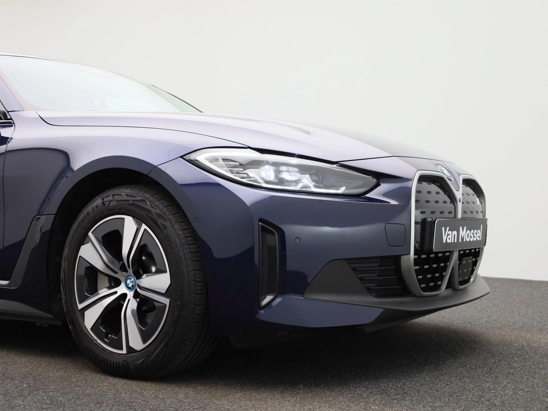 BMW i4 eDrive40