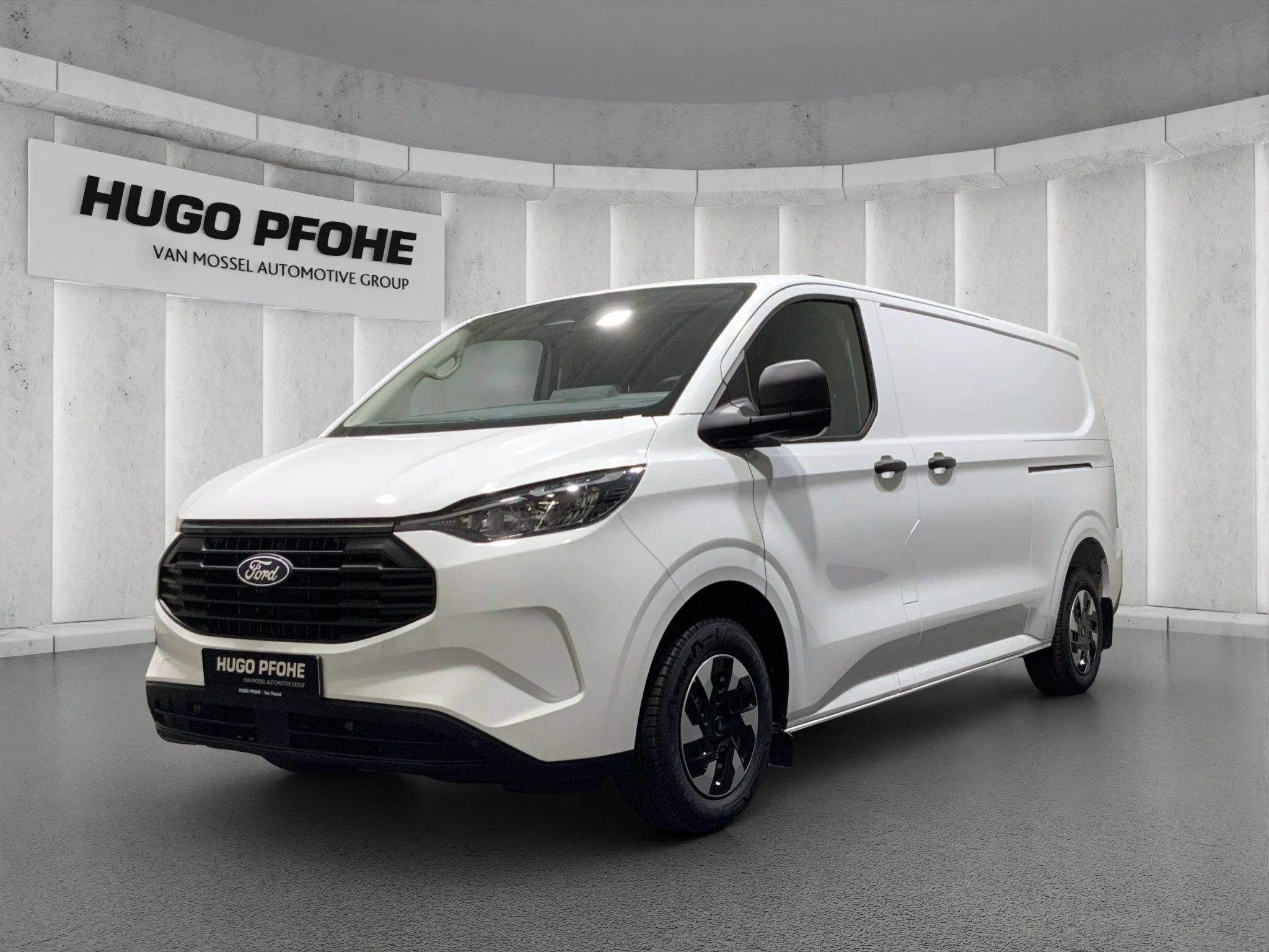 Ford-Transit Custom-image-0