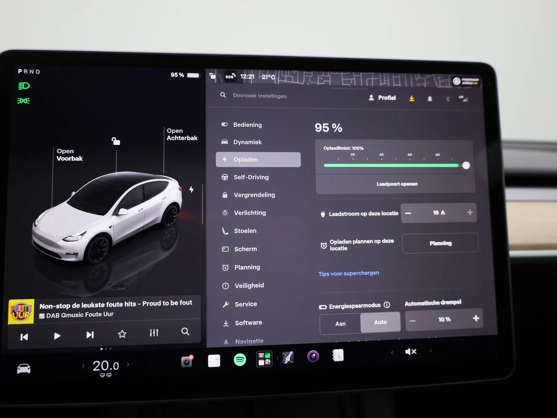 Tesla-Model Y-image-18