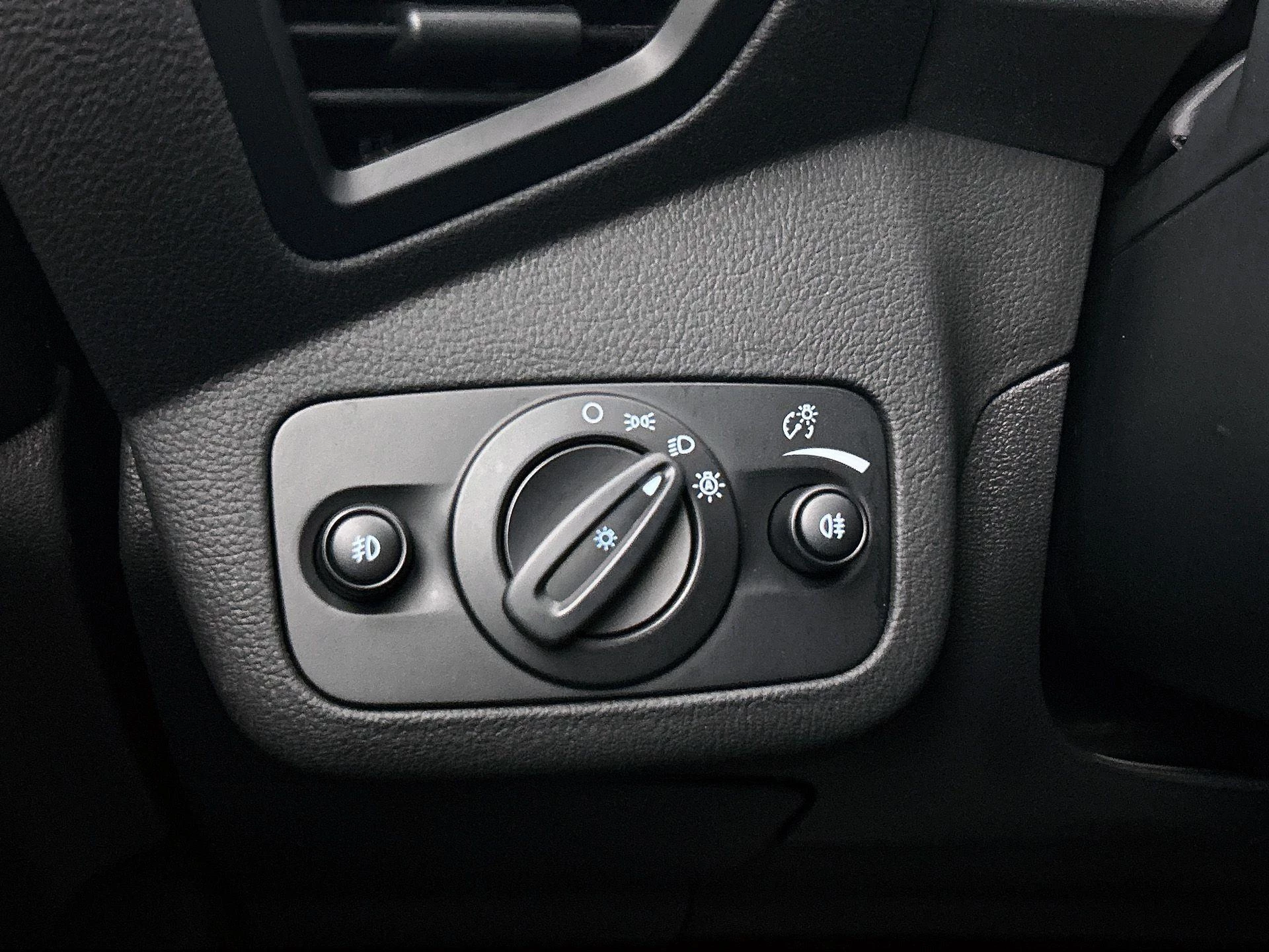 Ford-Kuga-image-15