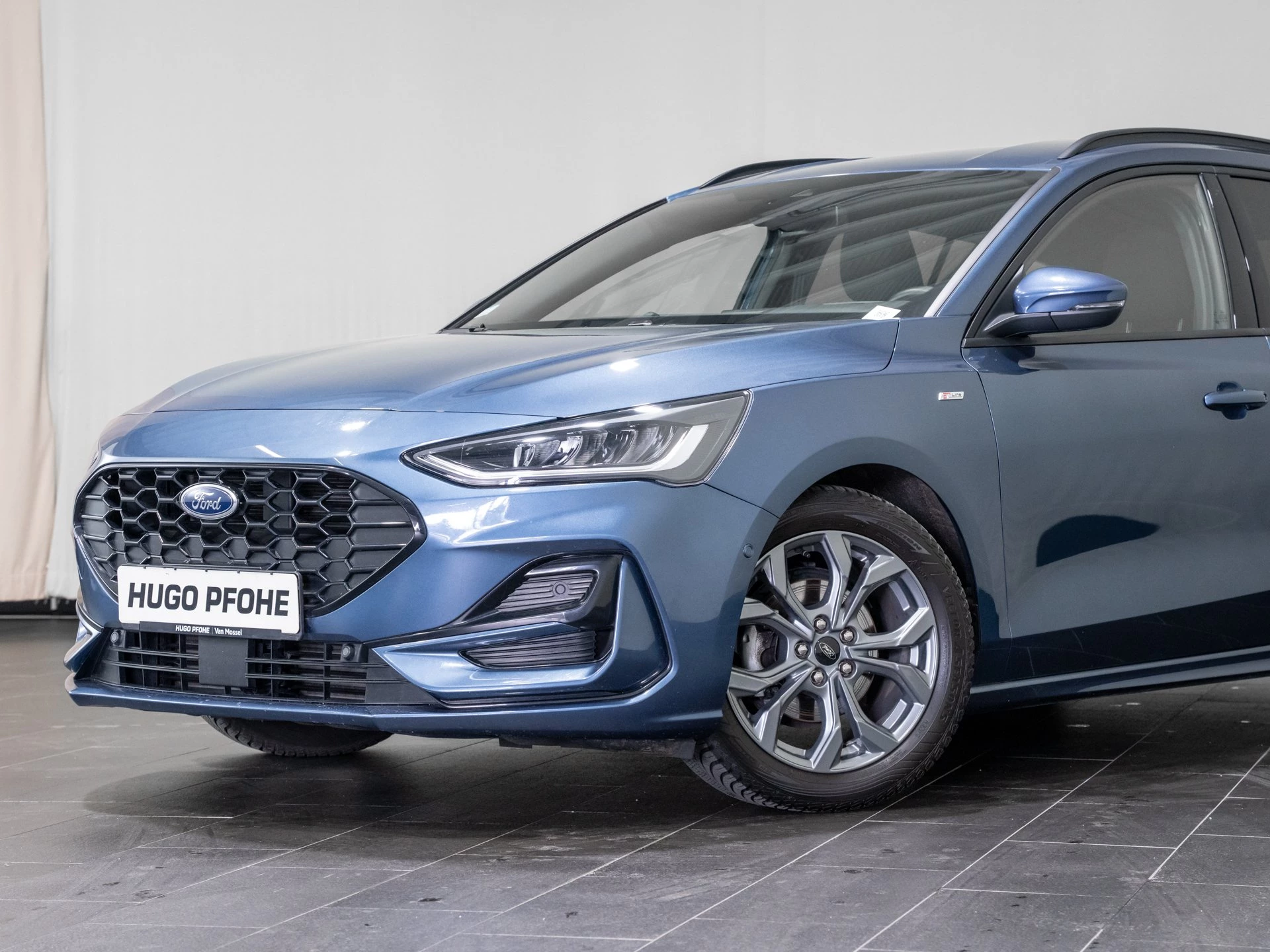 Ford Focus ST-Line X Turnier AHK ACC LED Kamera
