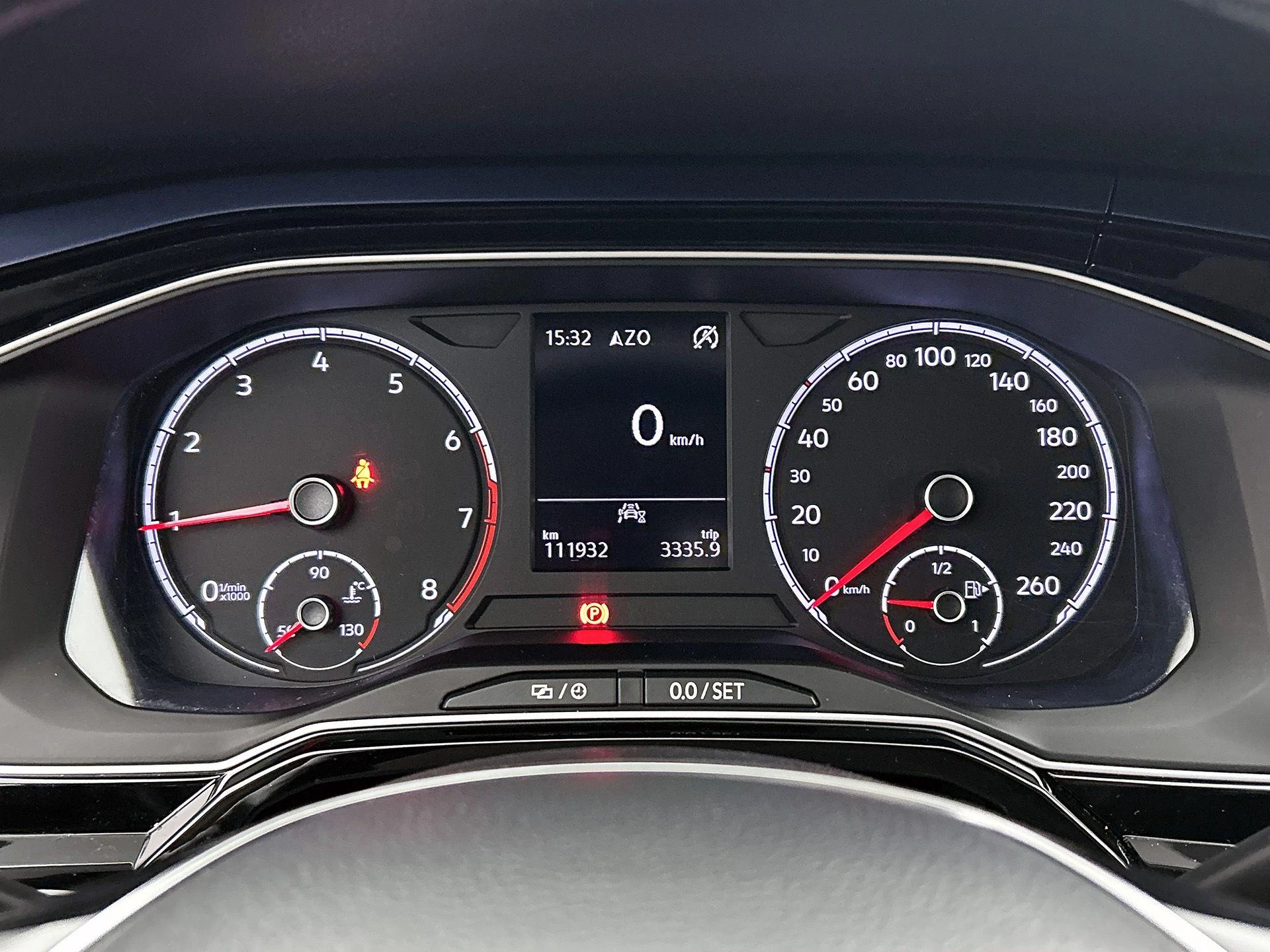 Volkswagen-Polo-image-12