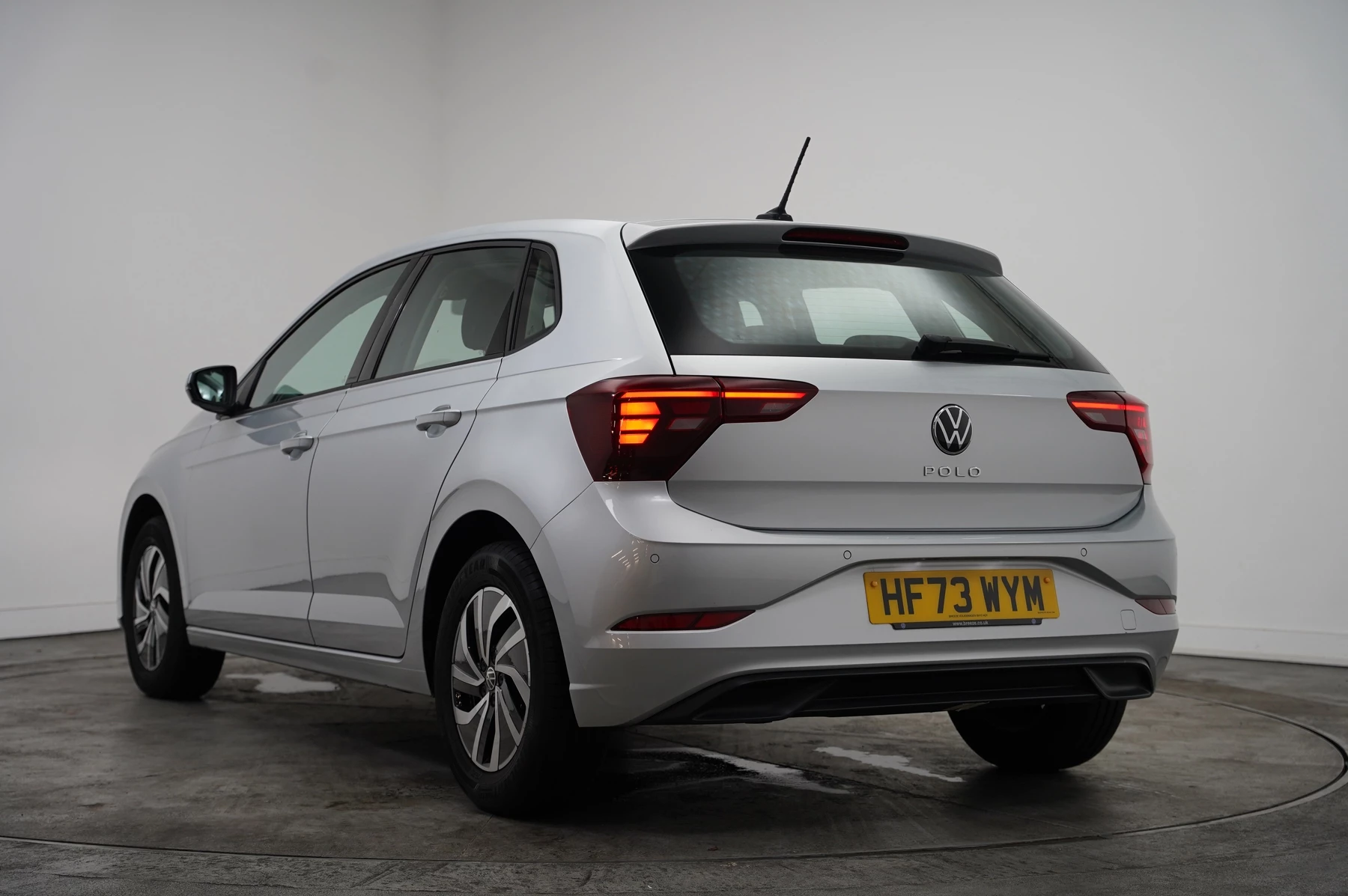 Volkswagen Polo 1.0 TSI Life 5dr