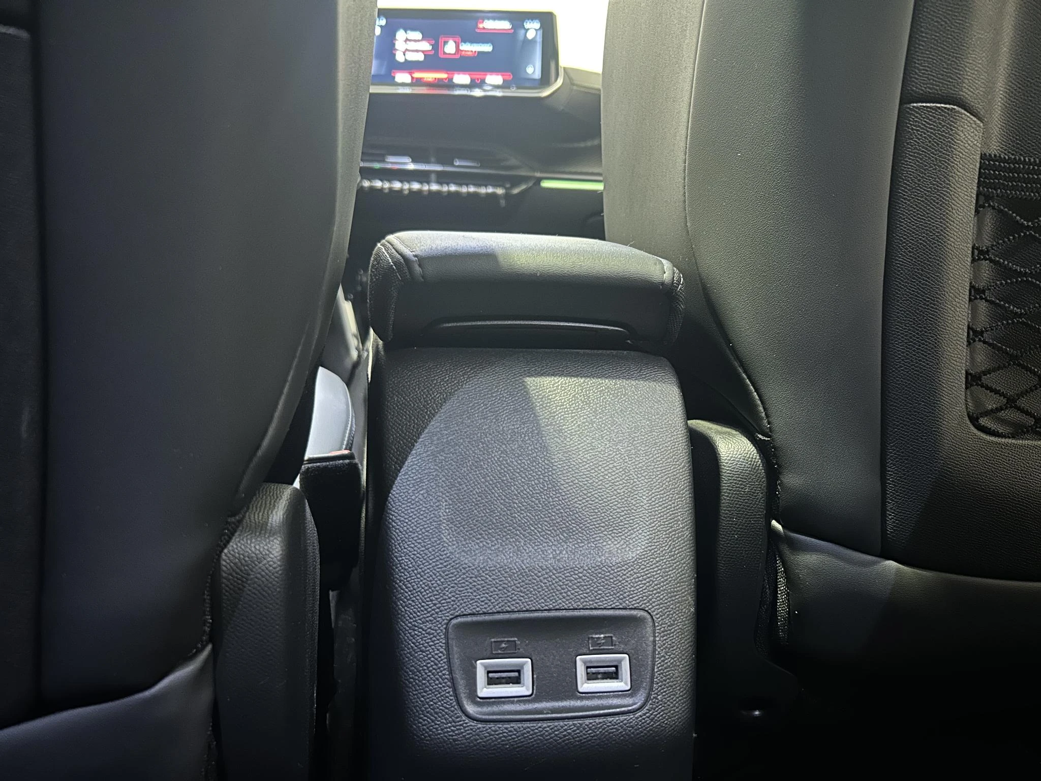 Peugeot-2008-image-23