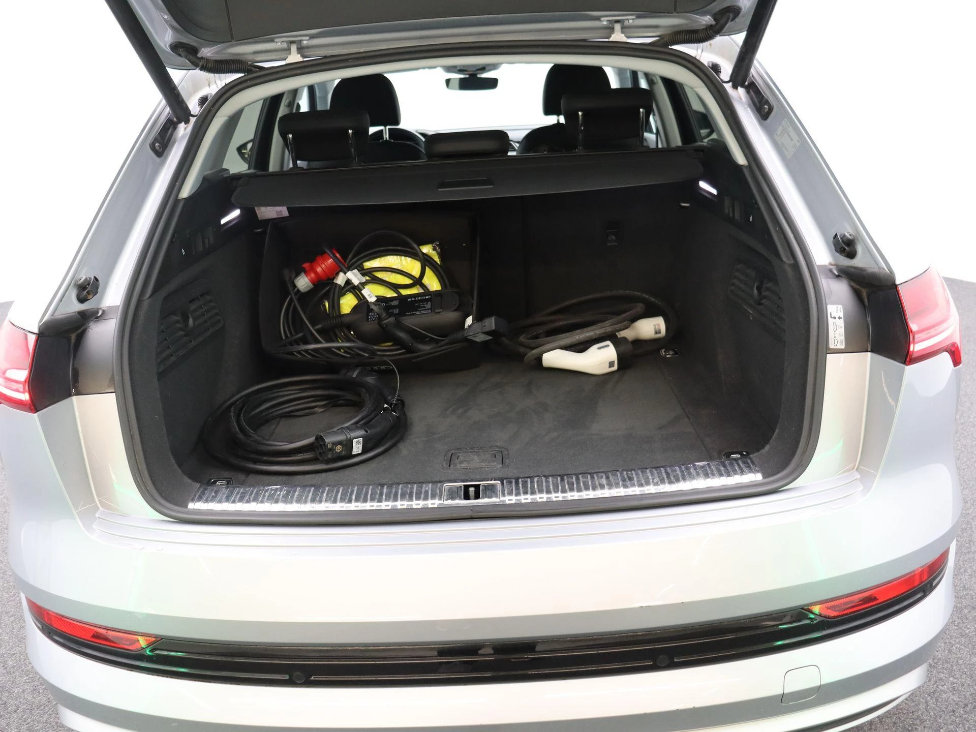 Audi-e-tron-image-20