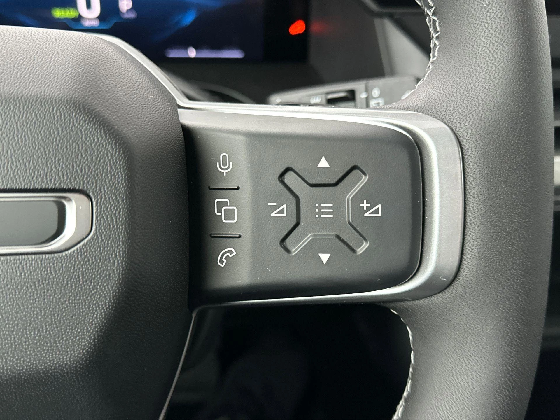 Jeep Compass 74kwh First Edition