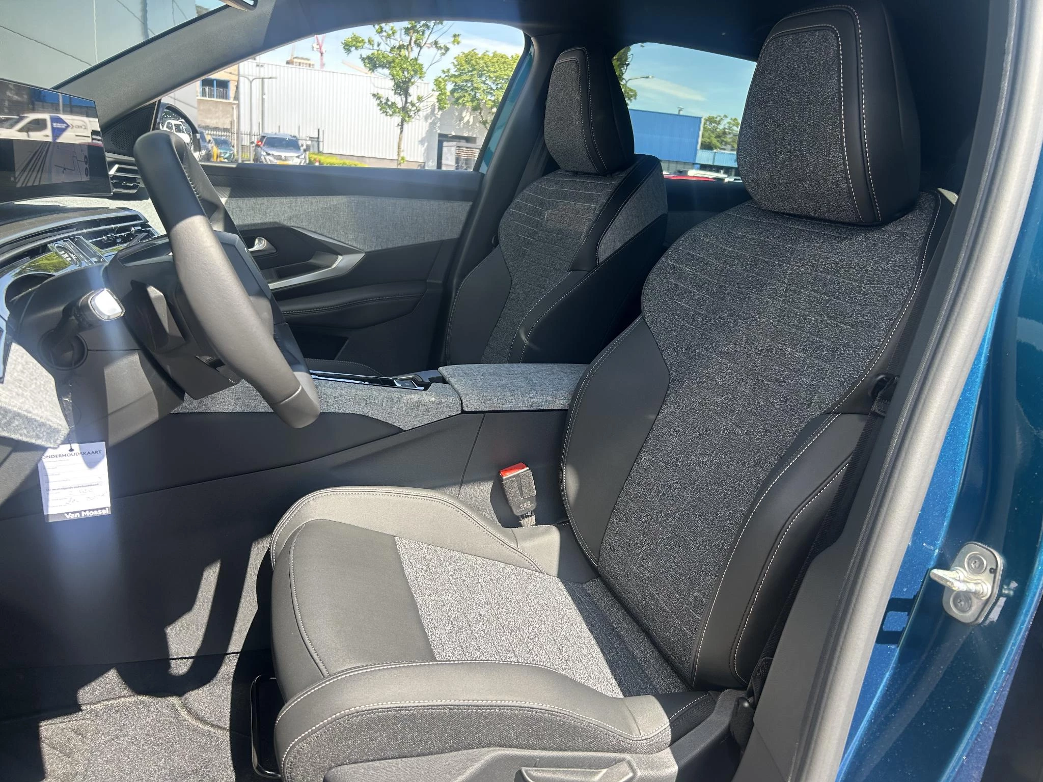 Peugeot-e-3008-image-16