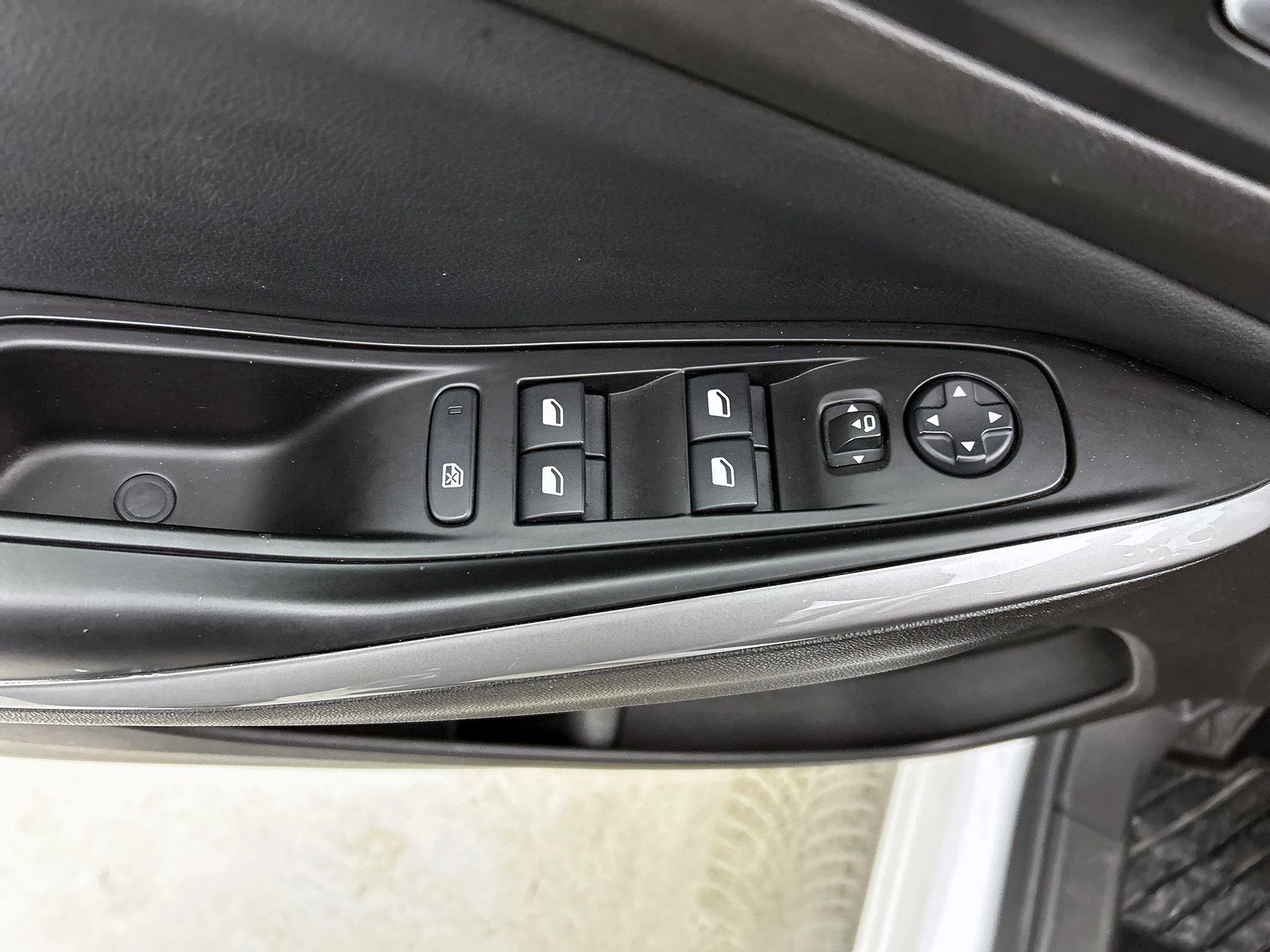 Opel-Grandland-image-34