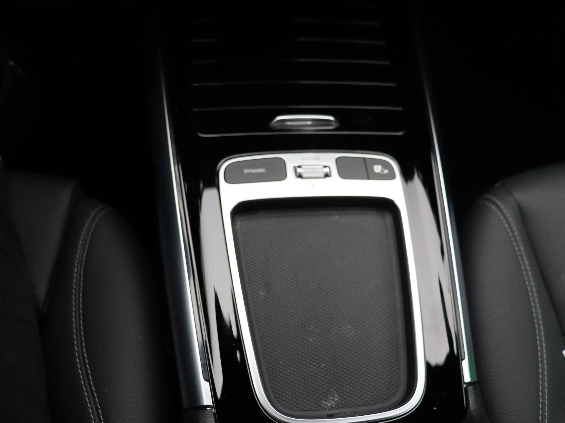 Mercedes-Benz-Classe B-image-11