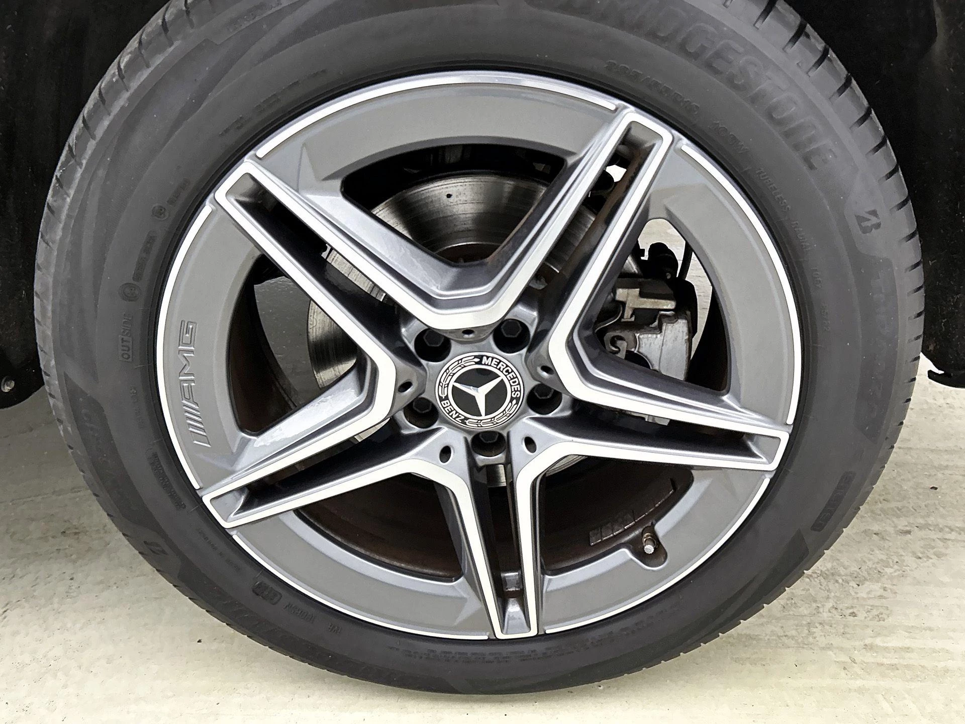 Mercedes-Benz GLC 300e 4MATIC AMG Line