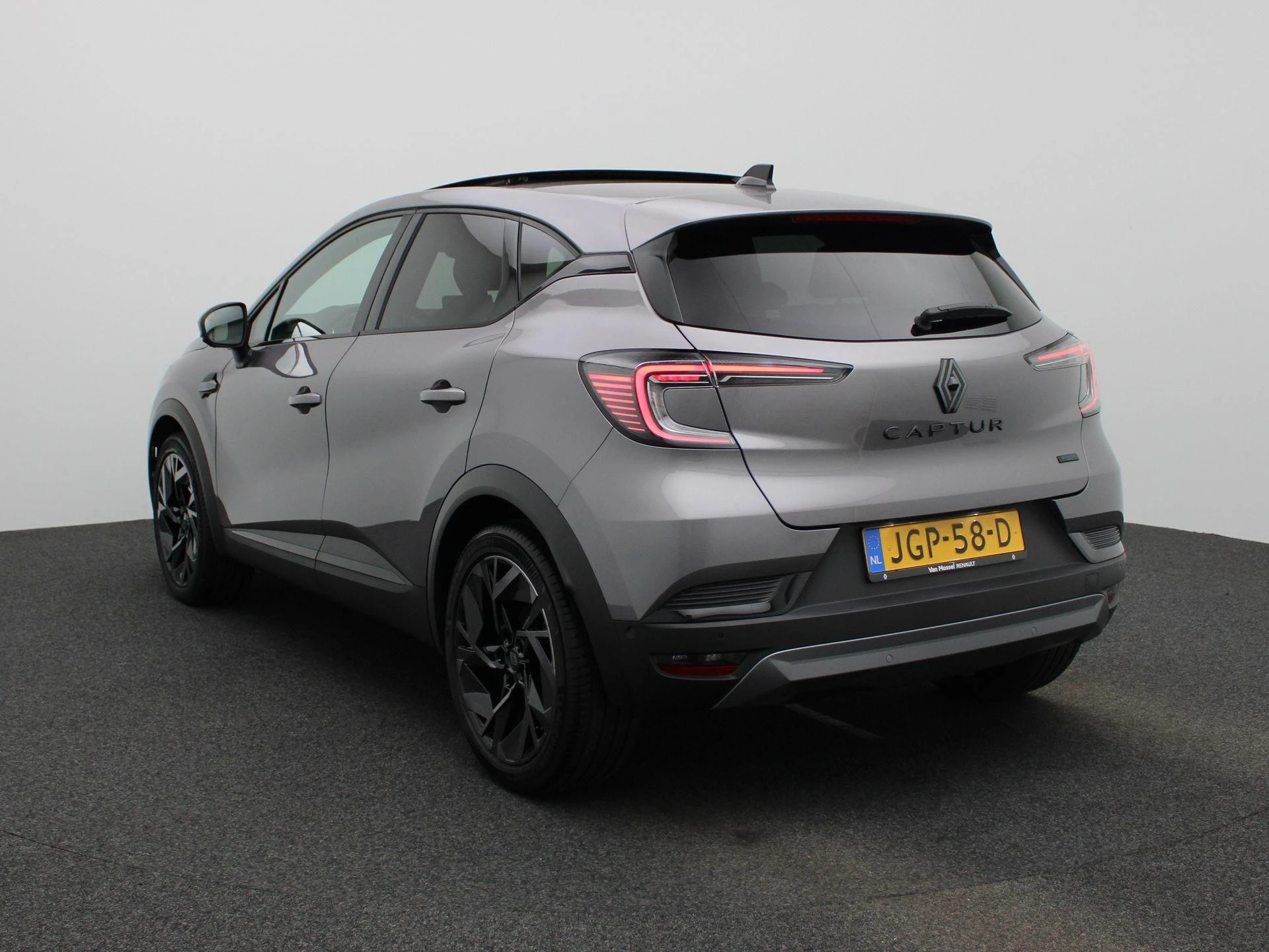 Renault-Captur-image-1