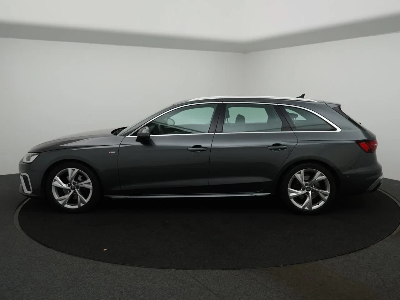 Audi-A4-image-21