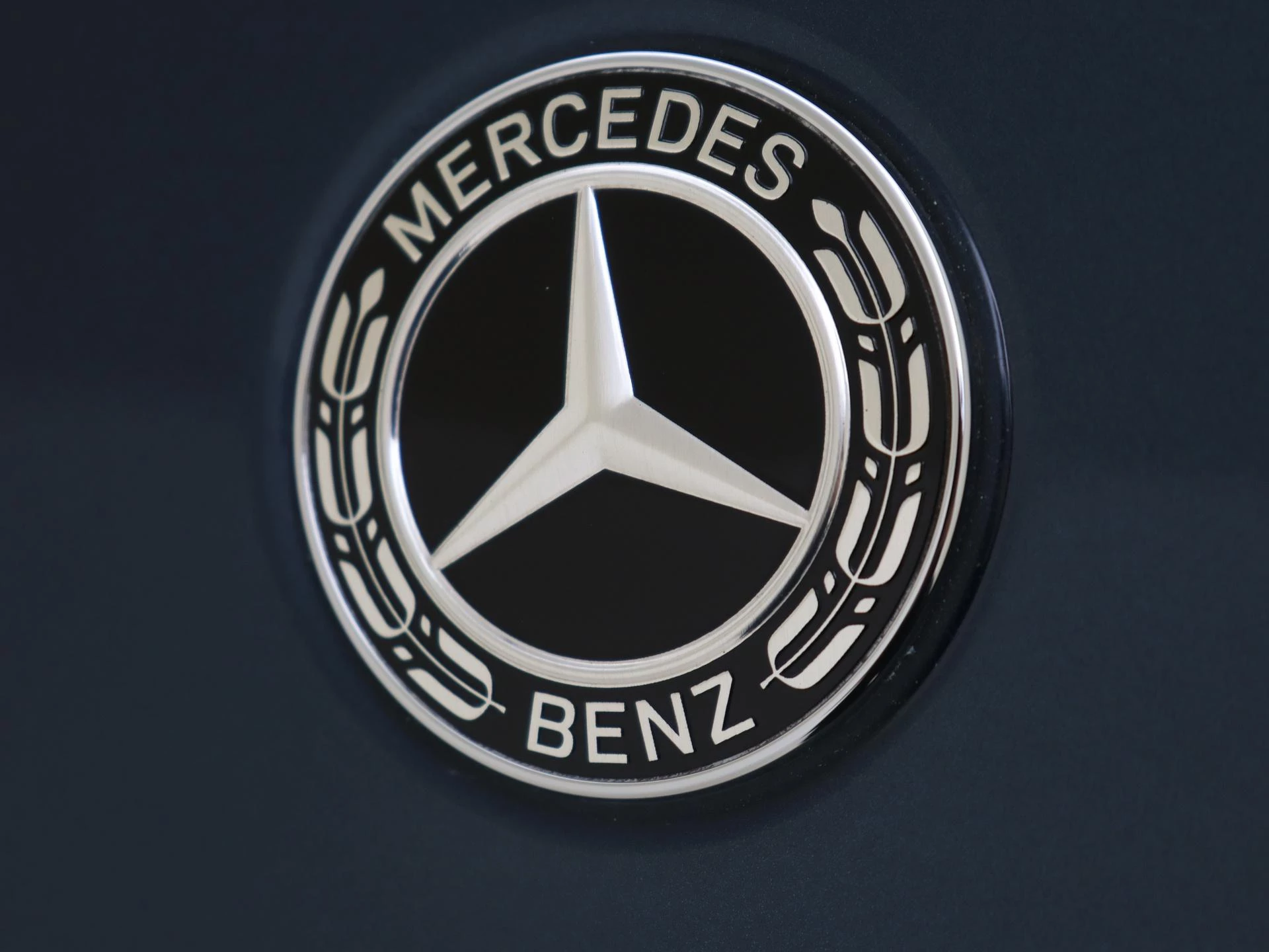 Mercedes-Benz-GLB-image-26
