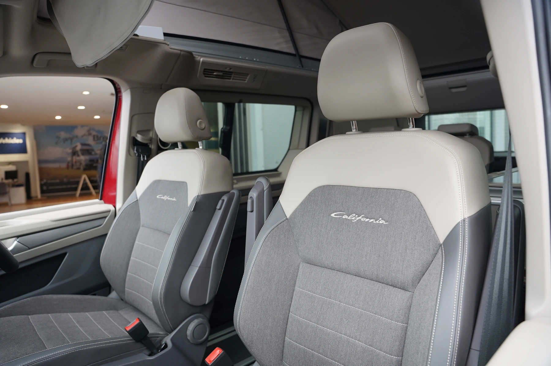 Volkswagen-California-image-9