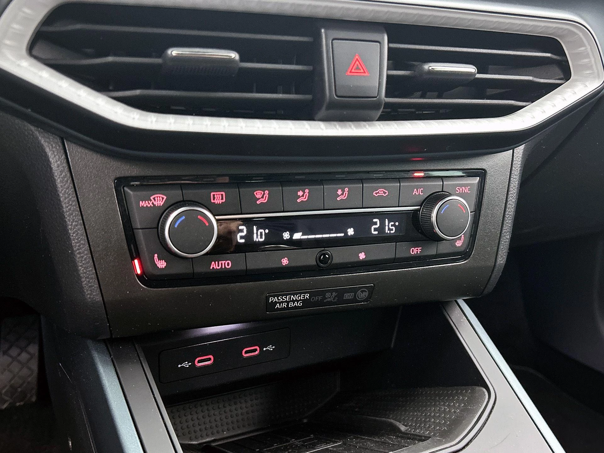 SEAT-Arona-image-18