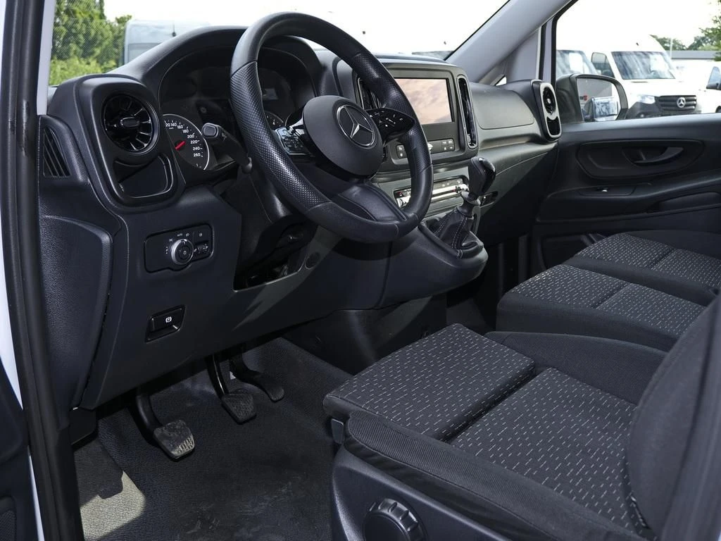 Mercedes-Benz-Vito 116-image-7