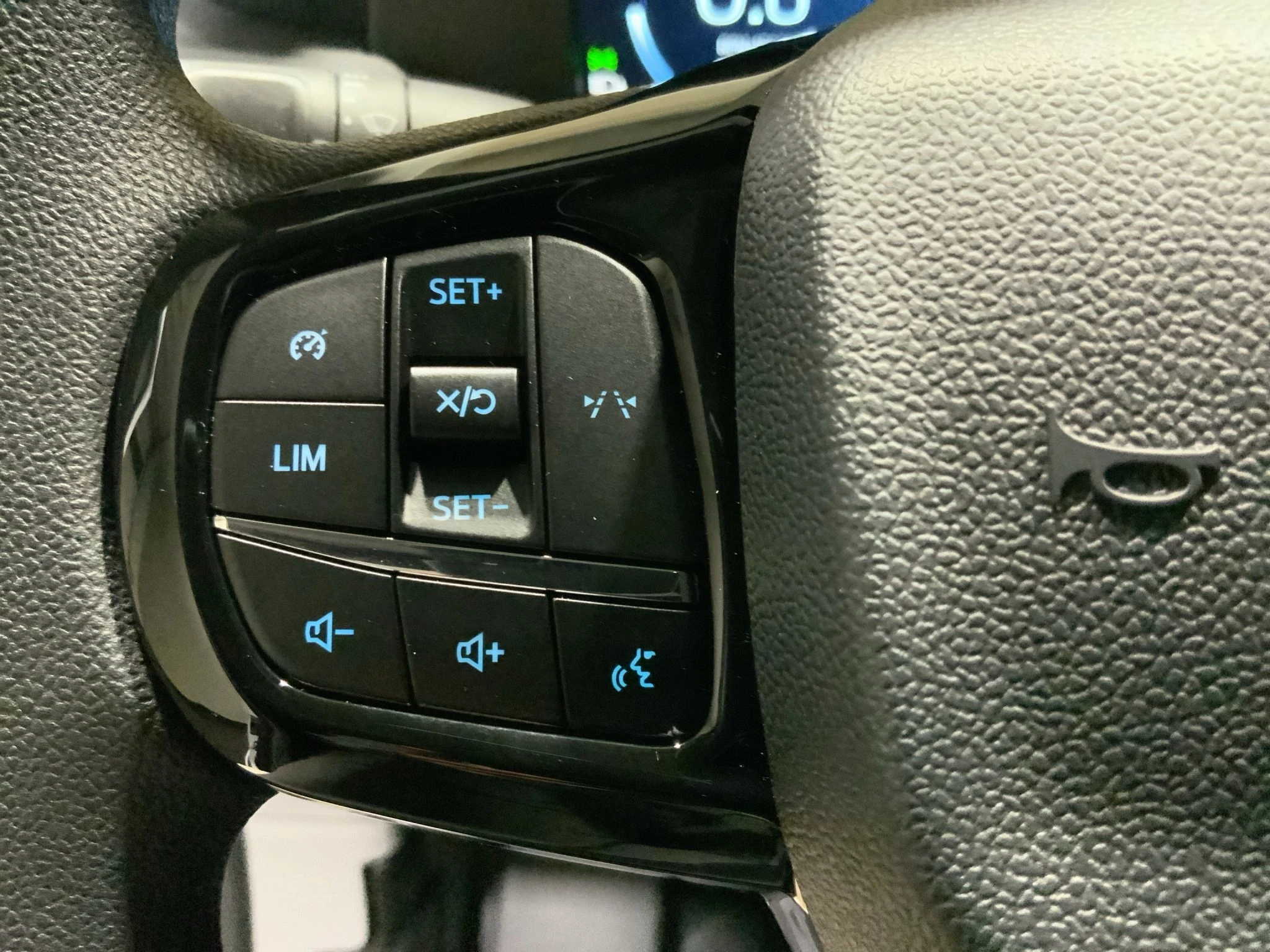 Ford-Transit Custom-image-17