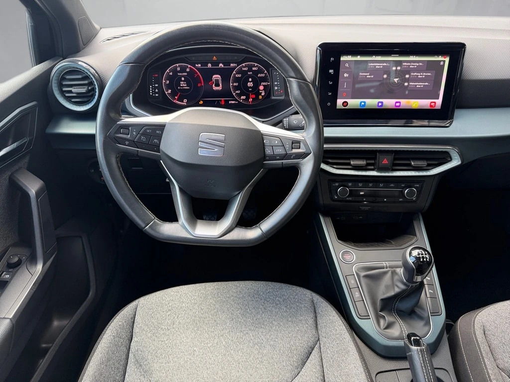 SEAT-Arona-image-9