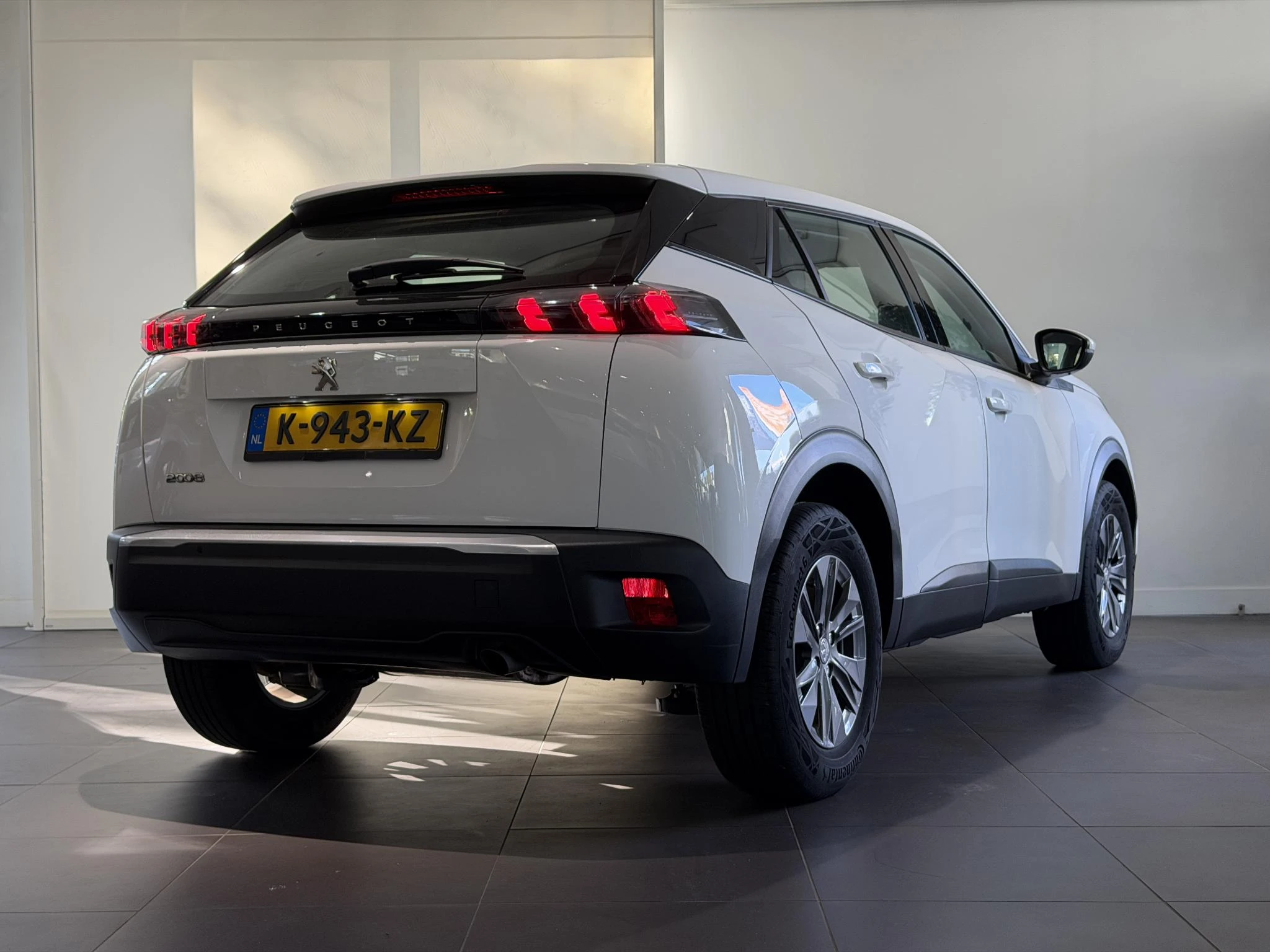 Peugeot-2008-image-3