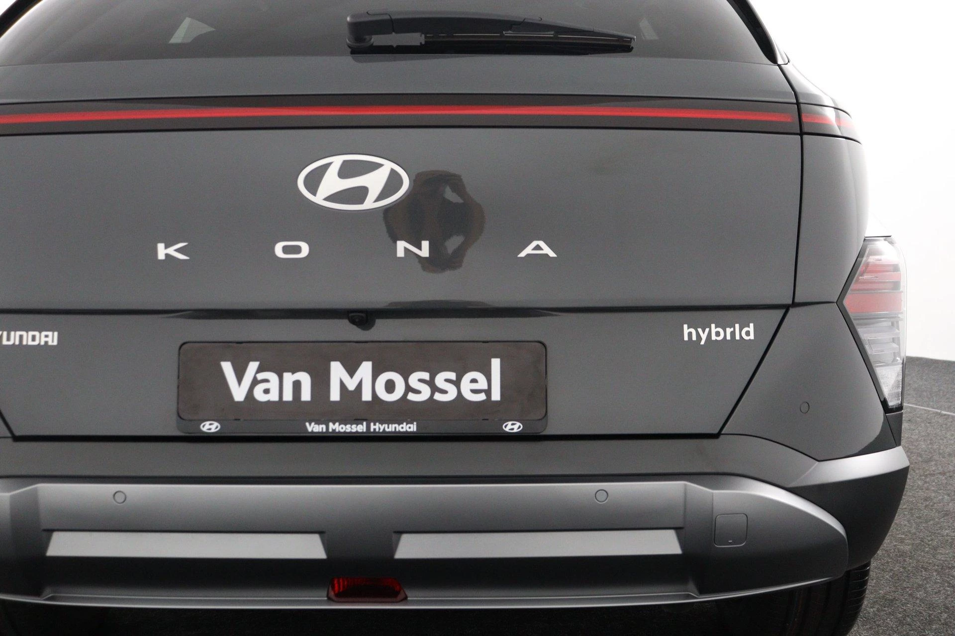 Hyundai Kona 1.6 GDI HEV Premium Sky