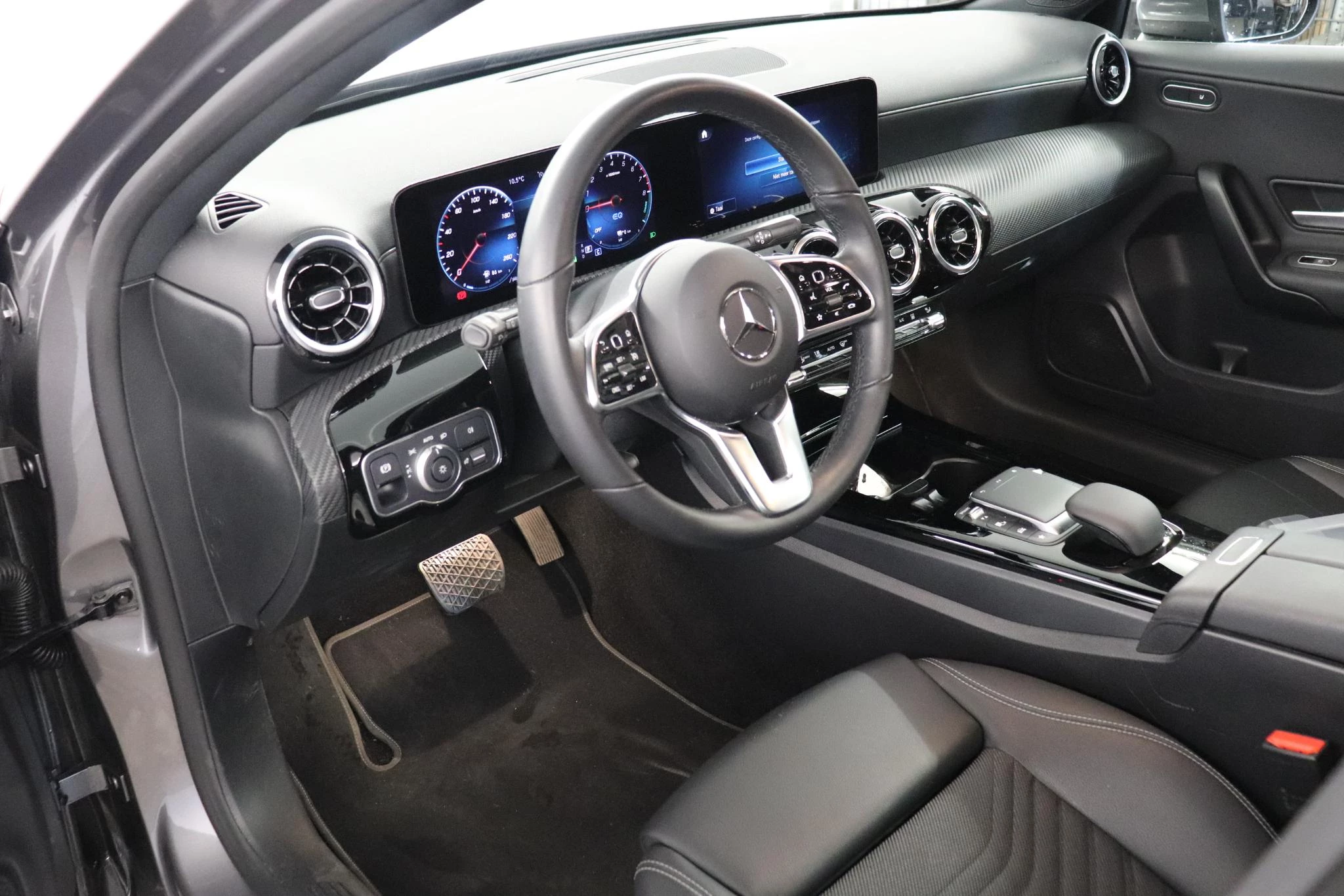 Mercedes-Benz Classe A A 250 e Business Line
