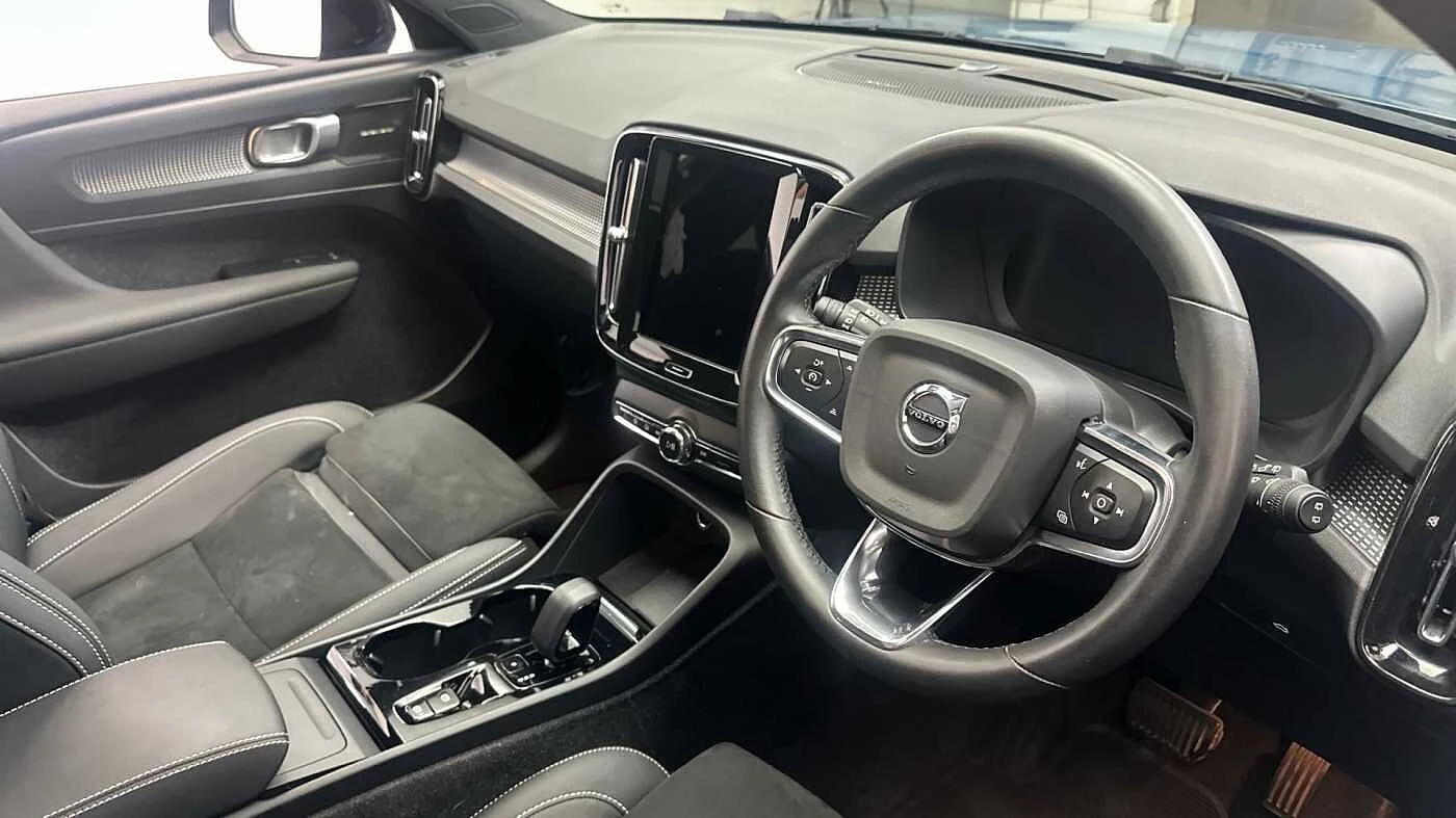 Volvo-XC40-image-4